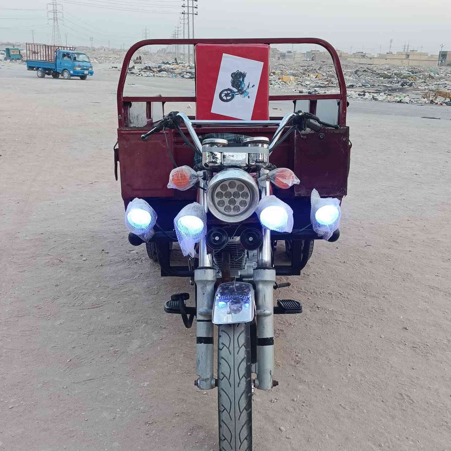 السلام عليكم ستوته موديل 14 بيها محرك 19 ما مفتوح ستوته نظيفه اوراقها باسمي جاهزه ومجه كهربات كلها شغاله مكان كربلاء حي النضال==***********
