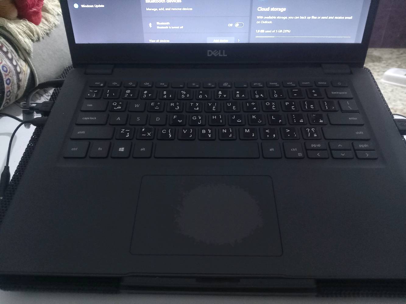 لابتوب dell latitude 3410 سعر 260 قفل
يجي وياه:
-شاحنته الاصليه
-جنطه
-ماوس
i5-10u
256gb ssd
8gb ram
14inch

1-البطاريه عمرها ساعتين عاليوتيوب
2-الشاشه TN(HD)
3-منفذ سماعه مايشتغل مدري ليش بس انطيك توصاله منفذ هديه
