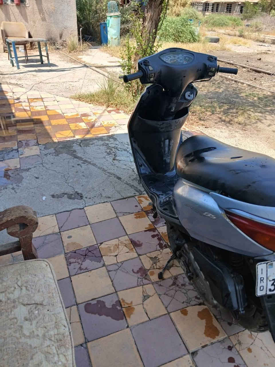 سلام عليكم شباب ياماها بريز125مرقم تحويل مباشر دراجة نضيفة مال رمبة كفالهة عامةكابريتر وكفر ومكينة وسواد وكهربائيات السعر 1400رقم واتساب ***********
