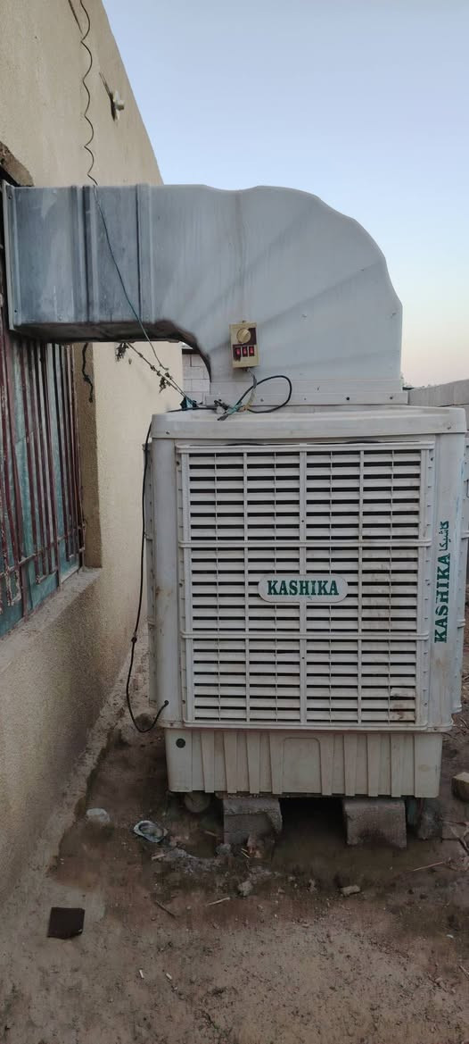 سلام عليكم مبرده للبيع مابيها كل نقص مكان واسط الكوت البتار السعر قيم بليرضه بيه الله الاستفسار اتصل ع رقم ***********
