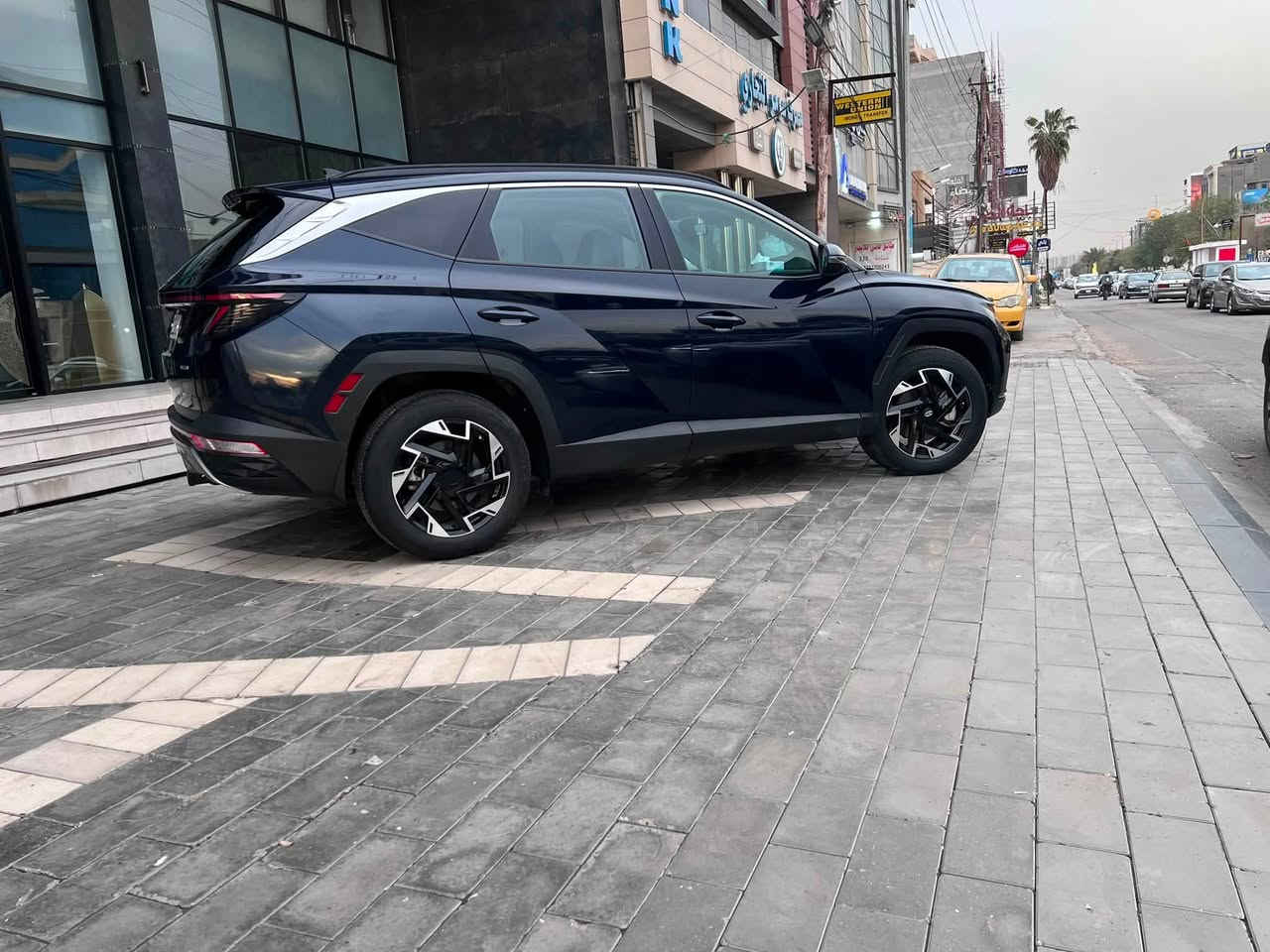 HYUNDAI TUCSON 2024 
هيونداي توسان 2024 
  
محرك 2500
الموديل2024
جديده اخت الزيرو
 تراي زيرووو
           
           ====== الاضافات👇👇

فتحه بانوراما 
شاشه كبيره نفكيشن
بصمه
ماشيه 18 mil
رادار امامي + خلفي + جانبي
قياديه ذاتيه
توقف ذاتي
مانع تصادم
تحديد مسار
نقاط عمياء
كامره خلفيه
كراسي  جلد 
كرسي كهرباء 
كراسي تدفئه
ستيرن تدفئه
مثبت سرعه
تحكم ستيرن
نظام قياده ذاتيه
تشغيل عن بعد سياره
هاند بريك كهربائي
اوتو هولد

دفع رباعي 4X4
باب خلفي صندوك كهرباء
اضويه اماميه زنون LED
كشافات ضبابي LED
اضويه خلفيه LED
نظام GPS خرائط
3 انظمة قياده NORMAL/ECO/SPORT
بلوتوث 
مدخل USB + AUX

للتواصل /  ***********
