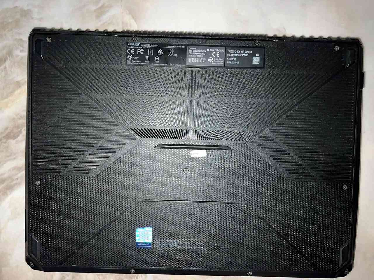💻 ASUS TUF Gaming FX505GD للبيع

• i5-8300H
• GTX 1050 4GB 🎮
• RAM 8GB
• M.2 SSD + HDD 1TB ⚡
• شاشة 15.6 FHD
• Windows 11
• الجهاز نظيف ومستخدم قليل جدا شاحنته الاصليه مالته ويا 

📍 بغداد
💬 السعر *********** اتصل

نص مكتوب في الصور:
- أداة تشخيص DirectX النظام جهاز العرض 1 جهاز العرض 2 الصوت إدخال الجهاز برامج التشغيل الاسم: NVIDIA GeForce GTX 1050 الشركة المصنعة: NVIDIA نوع الشريحة: NVIDIA GeForce GTX 1050 نوع DAC: Integrated RAMDAC نوع الجهاز: جهاز العرض بالكامل إجمالي الذاكرة التقريبي: 8039 MB ذاكرة العرض (VRAM): 4018 MB الذاكرة المشتركة: 4021 MB ميزات DirectX تسريع DirectDraw: ممكن تسريع Direct3D: ممكن تسريع مادة تخطيط: ممكن تسريع DirectX 12 Ultimate: معطل ملاحظات لم يتم العثور على مشاكل تعيينات الصفحة التالية حفظ كافة المعلومات... إنهاء
- أداة تشخيص DirectX
- النظام جهاز العرض 1 جهاز العرض 2 الصوت الصوت إدخال
- تقدم هذه الأداة معلومات تفصيلية حول مكونات DirectX وبرامج التشغيل المثبتة على النظام.
- في حالة معرفتك بالمنطقة التي تسبب المشکل، انقر فوق علامة التبويب المناسبة أعلاه. وإلا، يمكنك استخدام الزر "الصفحة التالية" أدناه لزيارة كل صفحة على التوالي.
- معلومات النظام
- التاريخ/الوقت الحالي: Thursday, 1 October 2026, 12:21:38 am
- اسم الكمبيوتر: عبد الرحمن
- نظام التشغيل: Windows 11 Home Single Language 64-bit (10.0, Build 26200)
- اللغة: English (الإعدادات الإقليمية: English)
- الشركة المصنعة للنظام: ASUSTeK COMPUTER INC.
- طراز النظام: TUF Gaming FX505GD_FX505GD
- BIOS: FX505GD.308
- المعالج: Intel(R) Core(TM) i5-8300H CPU @ 2.30GHz (8 CPUs), ~2.3GHz
- الذاكرة: 8192MB RAM
- ملف الصفحة: يوجد 6757 ميغابايت مستخدمة و 8454 ميغابايت متوفرة
- إصدار DirectX: DirectX 12
- البحث عن تواقيع رقمية لـ WHQL
- Unicode Copyright © Microsoft. All rights reserved ت-DxDiag 10.00.26100.9278 64
- إنهاء
- حفظ كافة المعلومات...
- الصفحة التالية
- تعليمات