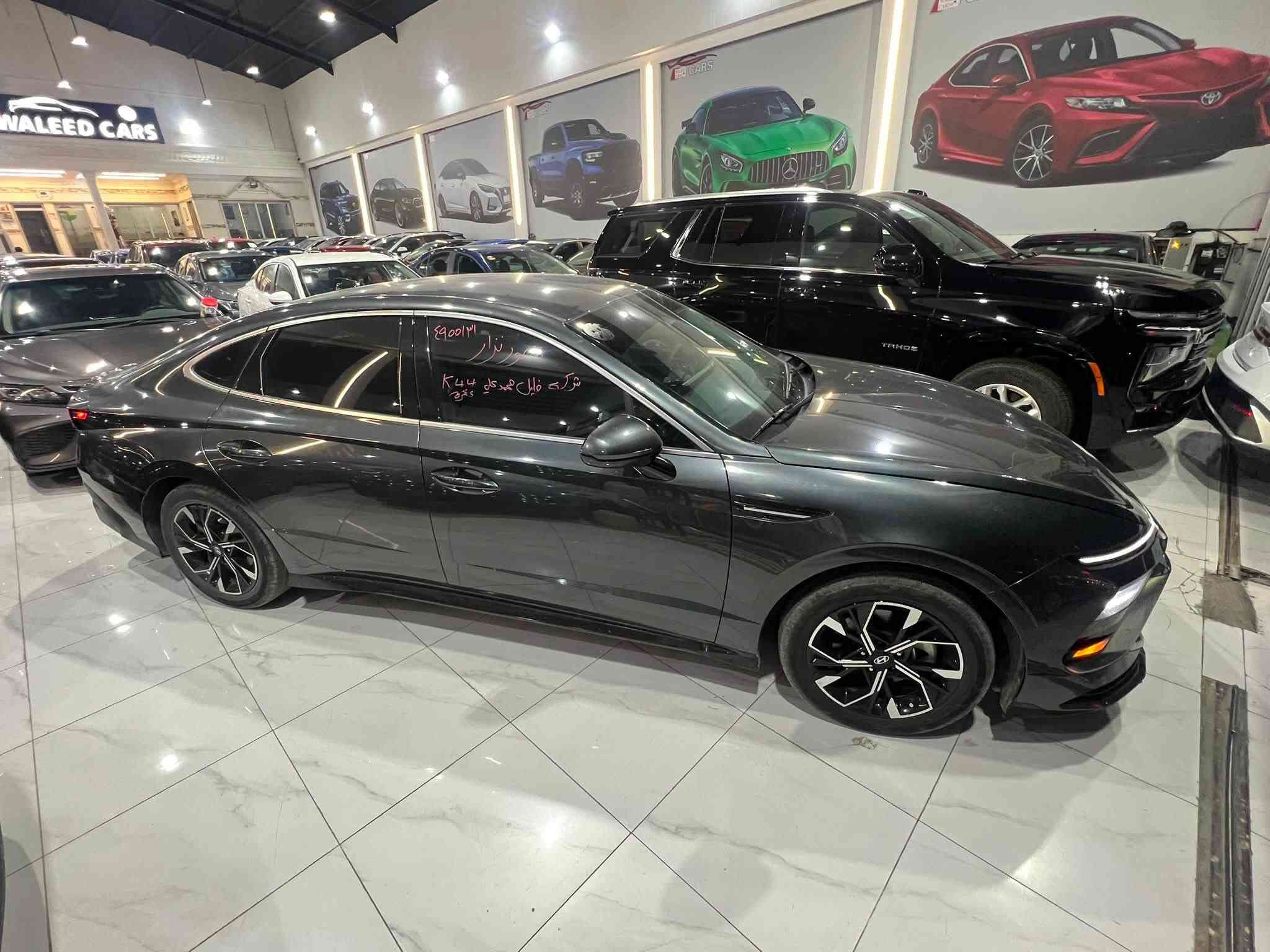 🚘 هيونداي سوناتا SEL موديل 2024 🇺🇸
ملاحضه يوجد عندي كافه انواع السيارات 
🔥 مواصفات SEL – فول مواصفات 

🔹 محرك 2.5 لتر 4 سلندر
🔹 قير أوتوماتيك 8 سرعات
🔹 دفع أمامي FWD
🔹 تشغيل زر
🔹 شاشة وسطية
🔹 Apple CarPlay & Android Auto
🔹 بلوتوث
🔹 تحكمات ستيرن
🔹 كاميرا خلفية
🔹 تكييف أوتوماتيك
🔹 جنوط ألمنيوم
🔹 أنظمة أمان ومساعدة للسائق
🔹 تحذير اصطدام وفرملة طوارئ
🔹 مساعد المسار
🔹 تنبيه النقطة العمياء وحركة المرور الخلفية

📋 حالة السيارة:
✅ جاملغ باب صبغ
✅ بدون دواخل
✅ بدون إيرباك
✅ تترقم شمالي

💰 السعر: 155 ورقة وبيه مجال

📞 ***********

📲 وارد أمريكي | عروض يومية | كافة أنواع السيارات

🔗 كروب الواتساب:
https://chat.whatsapp.com/EDt5rlTuPdfCvNySuhJZE1?s=hd&p=i&mlu=4&ilr=4

