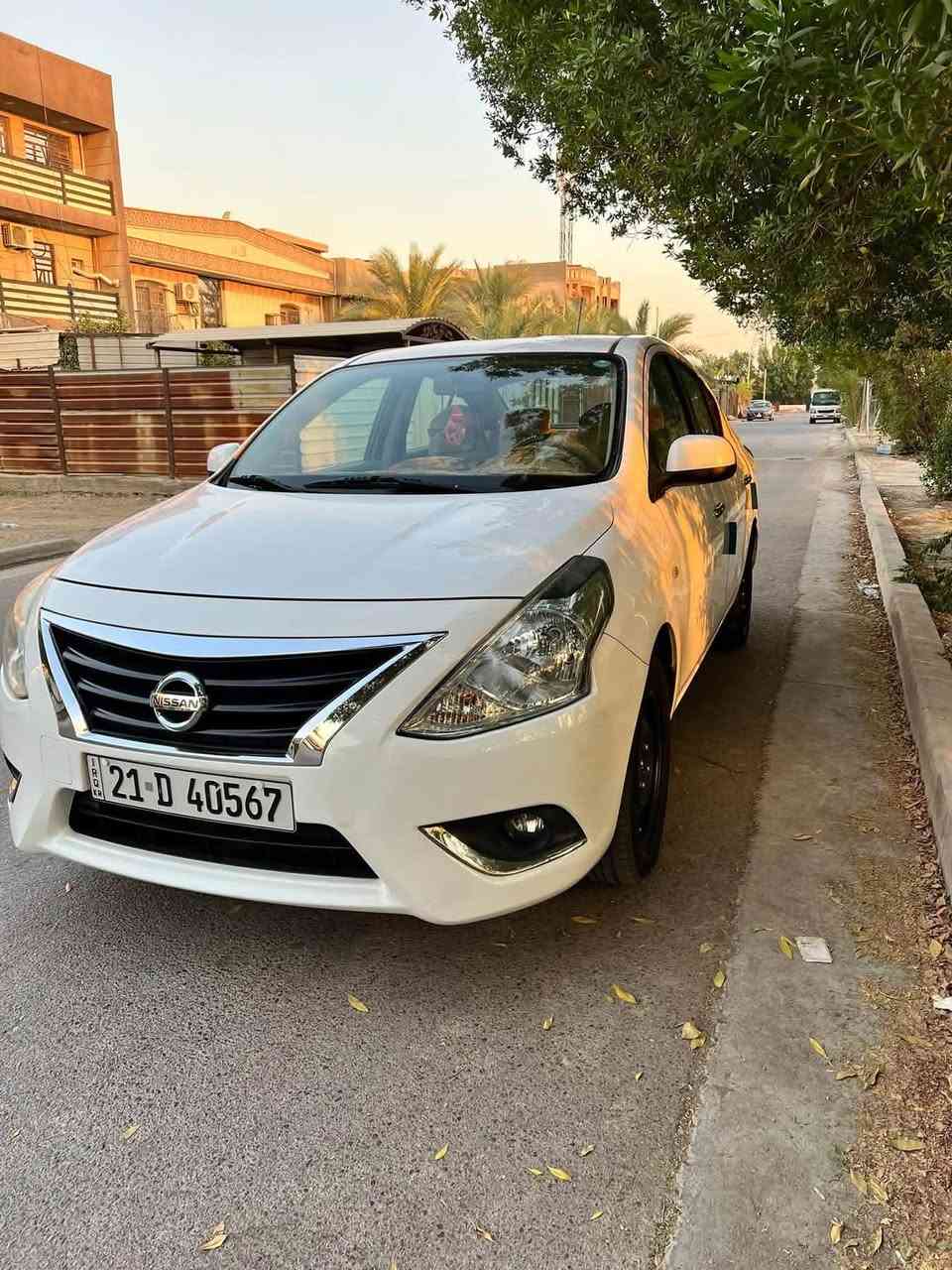 بۆ فروشتن 
نیسان سەنی ٢٠٢٢
تاپلو سلیمانی
٩٨ هەزار جووە
سونار لەگەل وینەکان دایە
بۆ زانیاری:

***********
#i_M_Show
