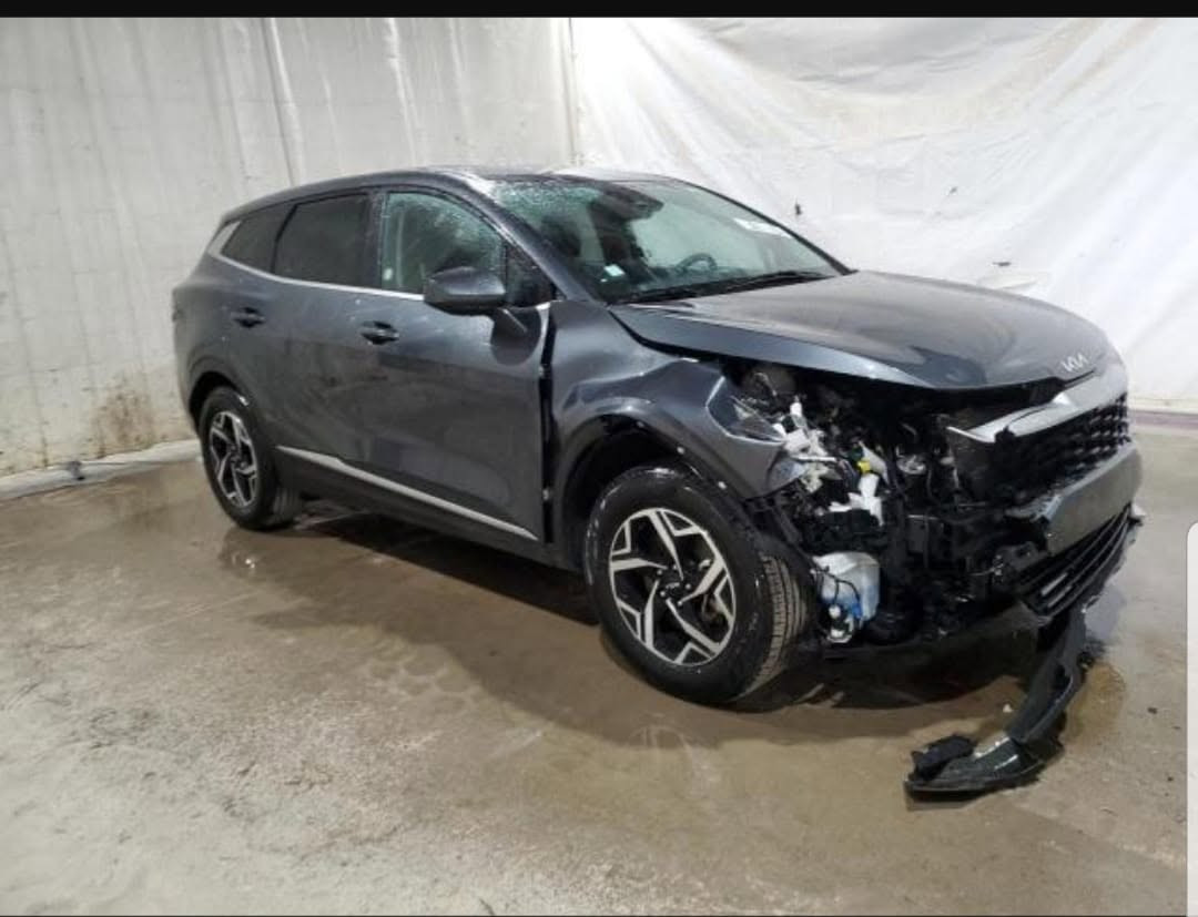 كيا سبورتج موديل ٢٣
بسمي سياره
مكاني بغداد   سعر 160 بيع مستعجل
***********

نص مكتوب في الصور:
- 2023 KIA Sport...
- bid.cars
- 5 / 14