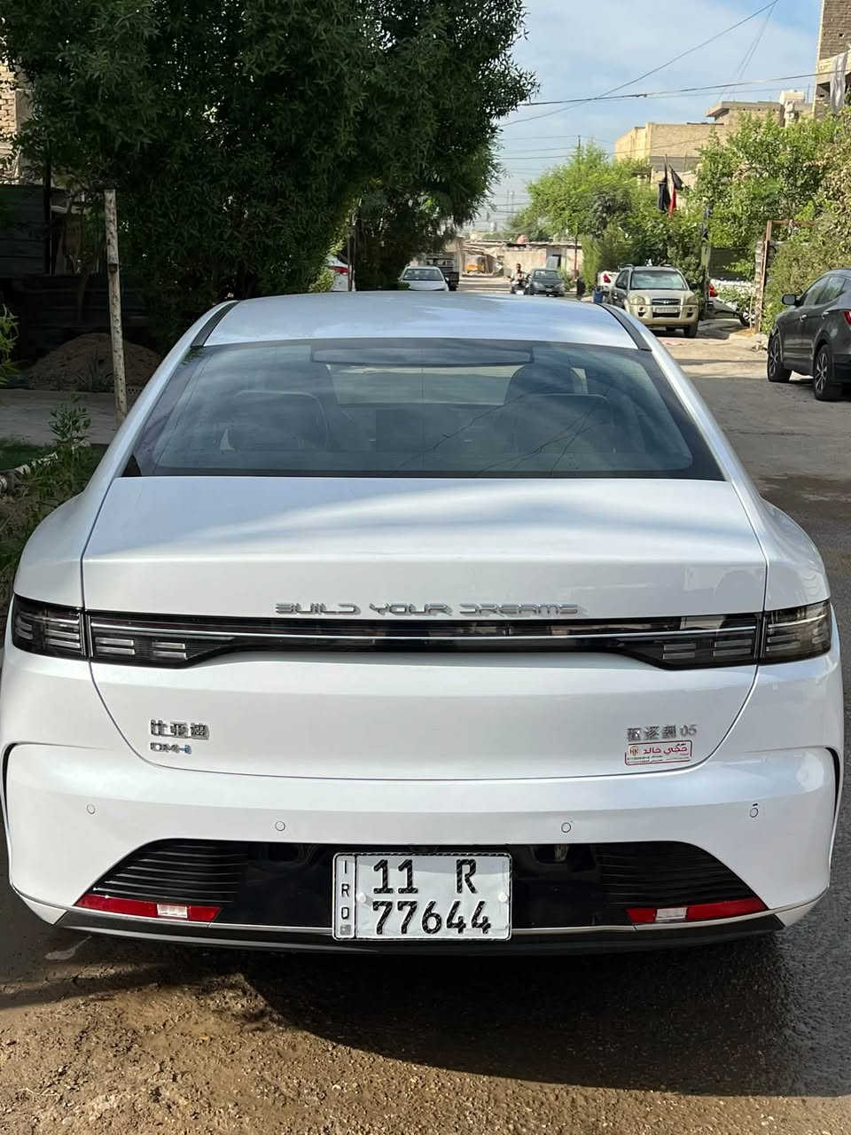 دسترويل ماشيه7000 الف جديده كفاله عامه من الصبغ والبارد والتبديل والشخط مكانه بغداد السعر 21 مليون و300  الاتصال ع رقم ***********
