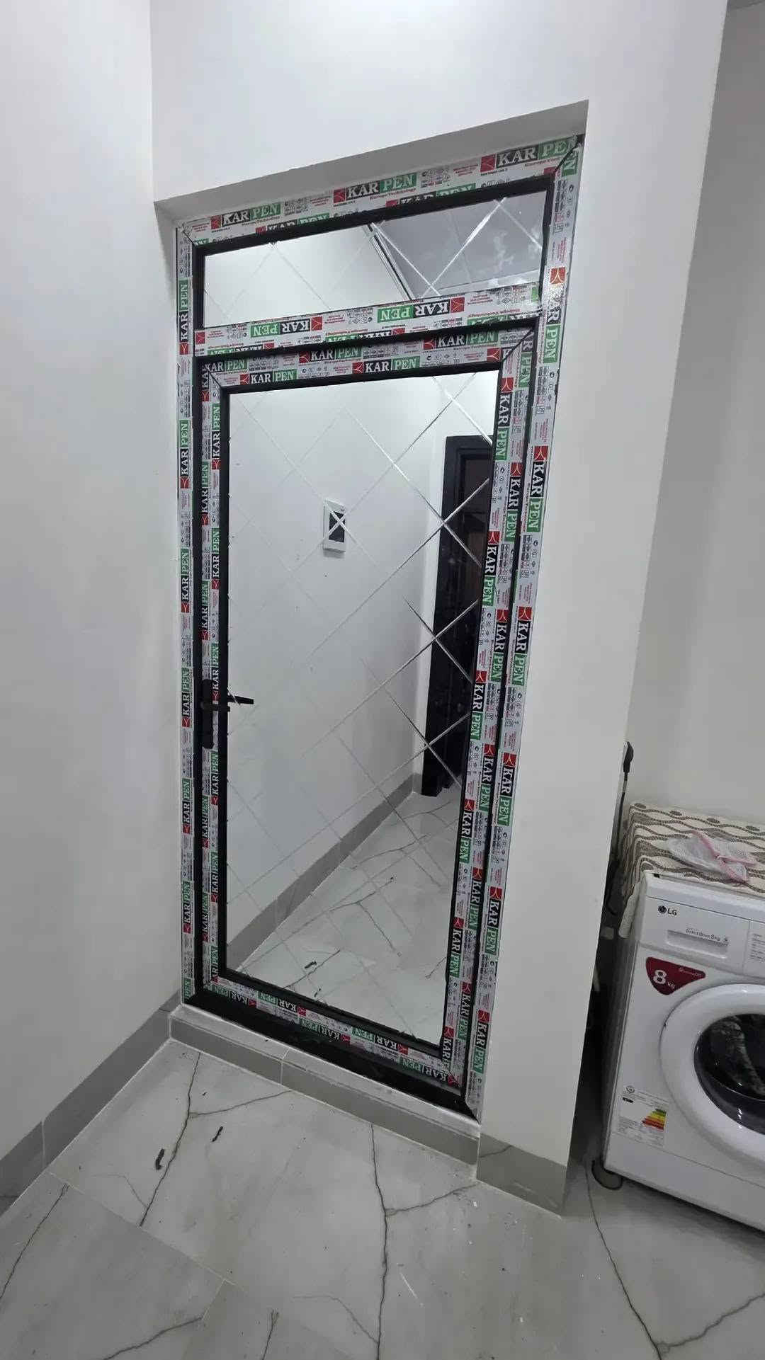 باب أبيض • شباك أبيض • تخفيضات
