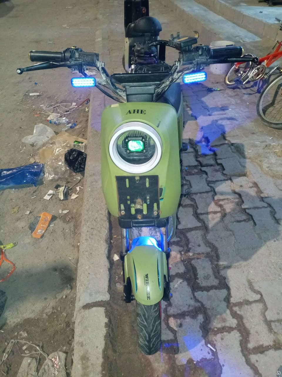 R9 • نضيفه • باتريات نص عمر