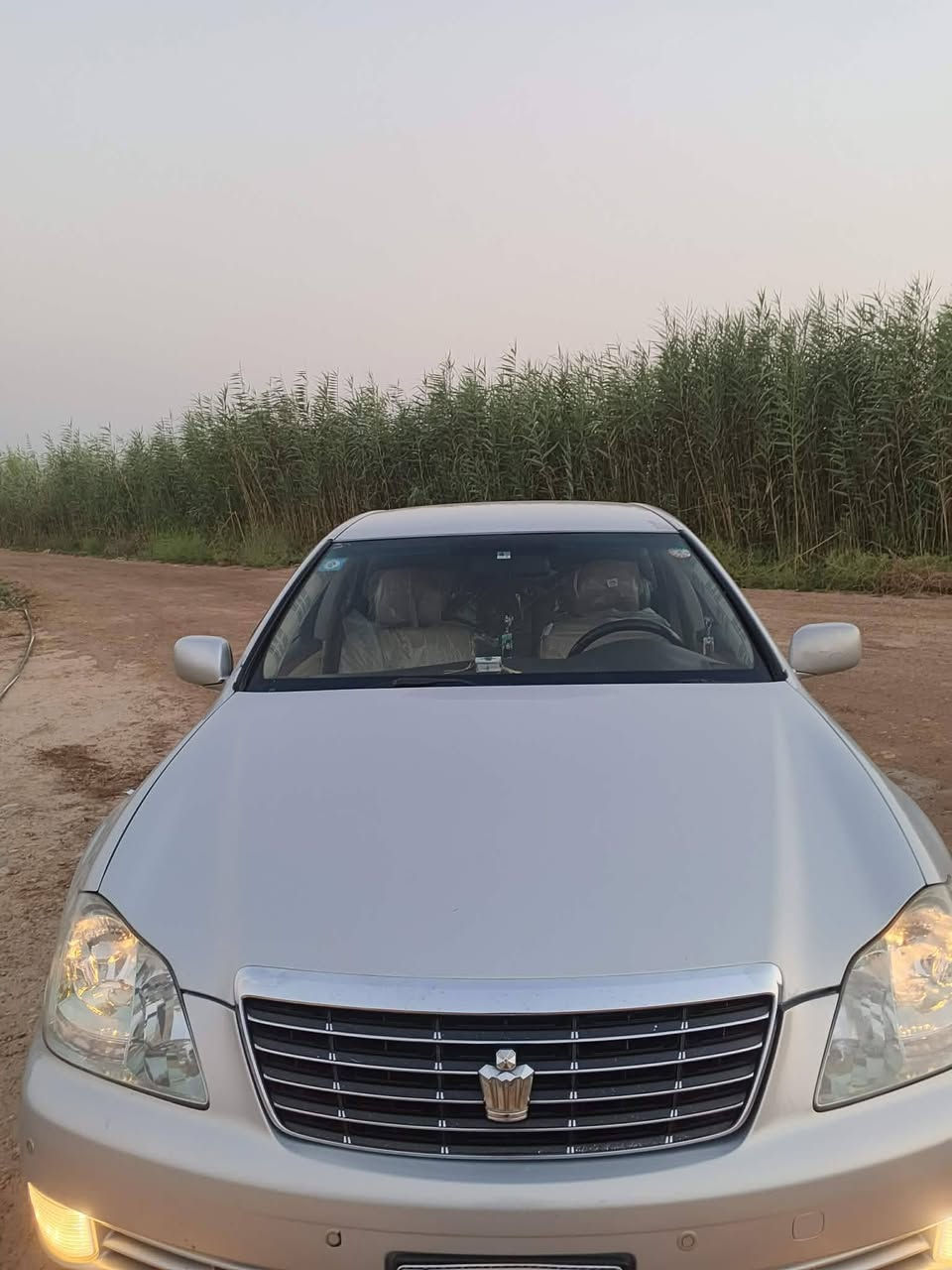 السلام عليكم شاهينه للبيع موديل 2004 شاصي 83 بصمه سياره كامله من جميع النواحي رقم بصره الدولي ب 135 وبيه مجال التفاصيل أكثر اتصل 
***********  بغداد البلديات
