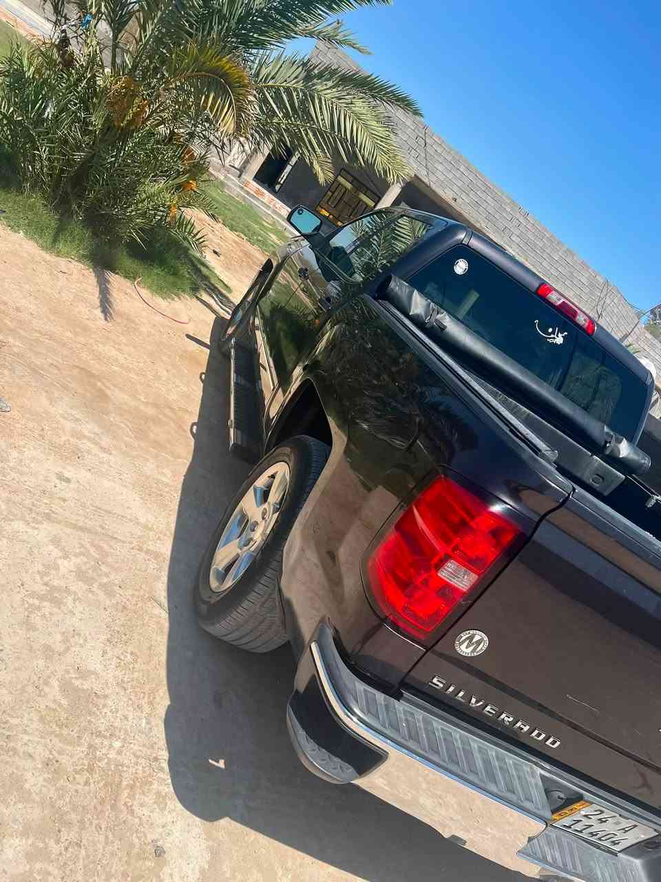 سلفدوار موديل 16 رقم شمالي سنويه جديده السياره فوال ومكفوله كفاله عامه وجاهزه من كلشي السعر 175 وبيه مجال ومراوس اراوس 
مكاني البصره ***********
