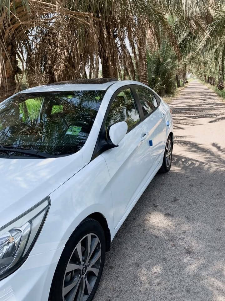 البيع 
اكسنت موديل ١٦ خليجي 
مكينه ١٦٠٠  (( تبيل الدهن كله يم الحسام )))
والصيانه فقطط (( بوكاله موبس )))
كير مكفول
فول موصفات 
سايد روف شاشه 
حساسات امامي خلفي 
اشاير مري 
خمسه ويل كب 
خمس تجاوي 
تحكمات استيرن
جاو اوتو 
السياره (بلوووو فول مواصفات))
السياره رقم سنويه هزه كله جديد بسمي تحويل مباشر
الرقم ***********
السعر 103
مكان دوره بغداد
رجاااااااااا الشراي فقطط يتصل
