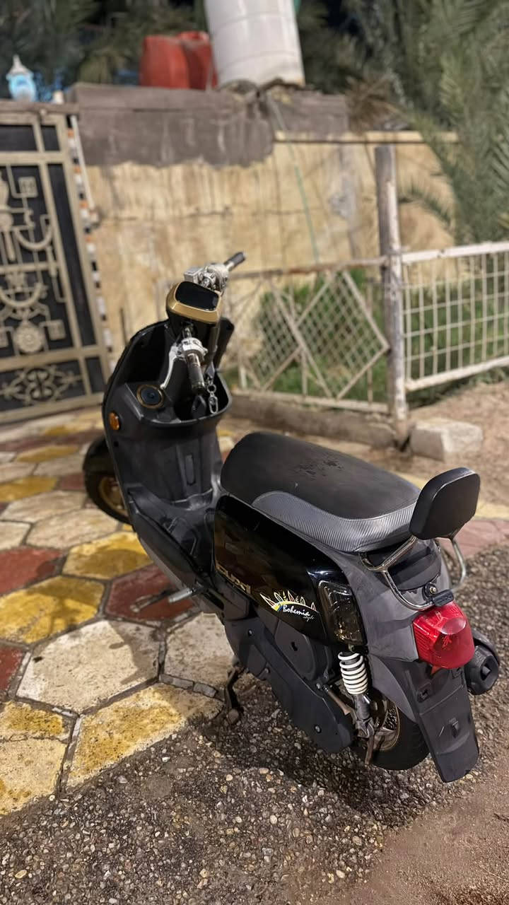 السلام عليكم بوليسي نوزل مسطره للبيع
بوليسي مسطره للبيع نظيفه و ممبدل بيها شي ولا مفتوحه المكينه كلشي شغال بيها من كل نواحي كهربائياتها كلها شغاله و مكينتها ناعمه مامفتوحه وكفراتها كلها مختمه ، مكاني البصره قضاء الفاو ورايدها 1350 وبيها مجال بسيط 
للتواصل واتساب ***********
