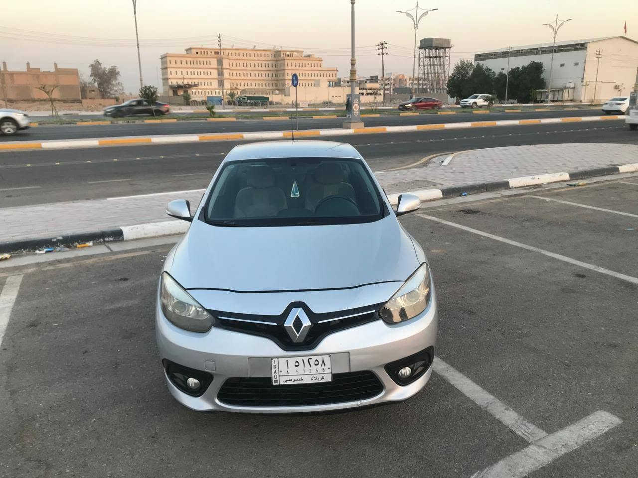 سلام عليكم رينو فلونس للبيع
مديل2016 خليجيه فول مواصفات 

         كل تفاصيلها وسعرها اتصل

              ***********
