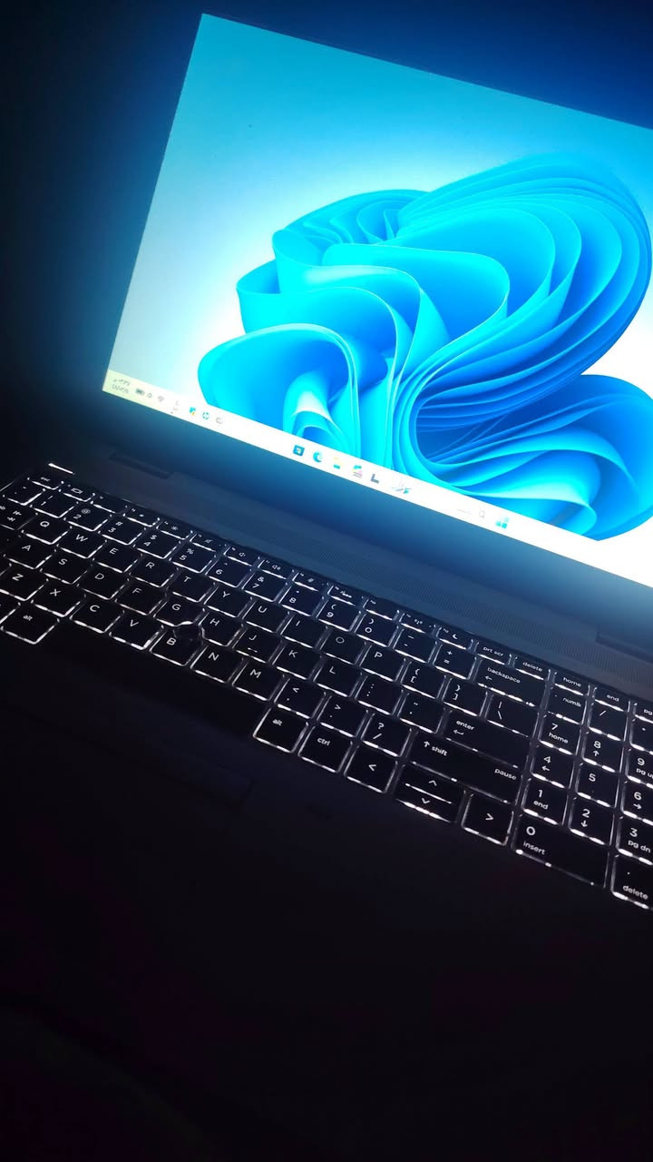 حاسبة للبيع
السعر: 220 الف
HP_I5_th8
رام:8  ddr4
هارد:256 ssd
الموقع  اطراف أربيل

***********
