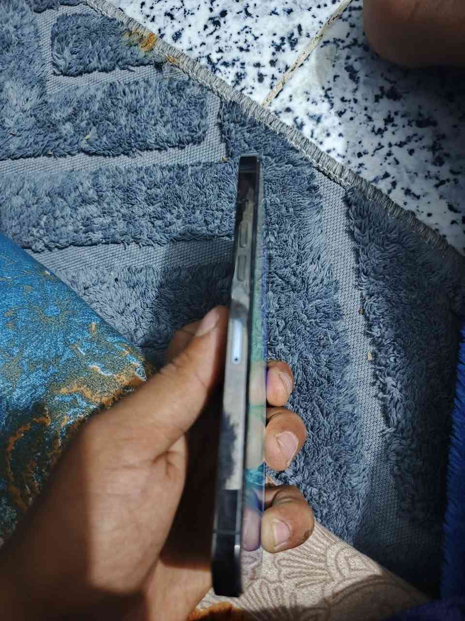 السلام عليكم إيفون 12برو ماكس بطارية 99 مبدل فيس أيدي ميشتغل السعر 425الرقم ***********
