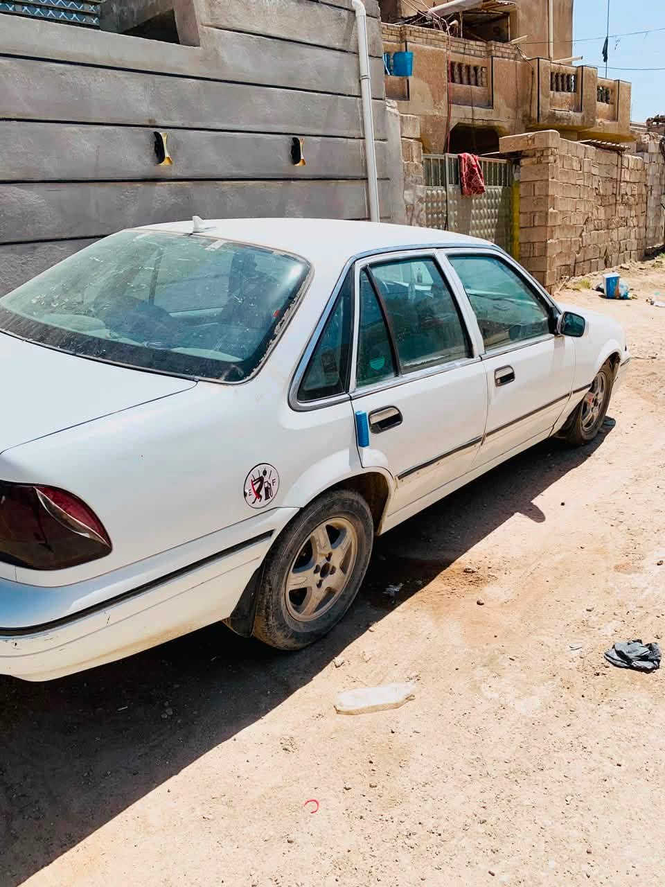 سلام عليكم برنس فراشة 1996 سيارة كاملة ومابيها نقص وتبريد شغال مكاني بابل الاسكندرية السعر 33 وبيها مجال 
***********

