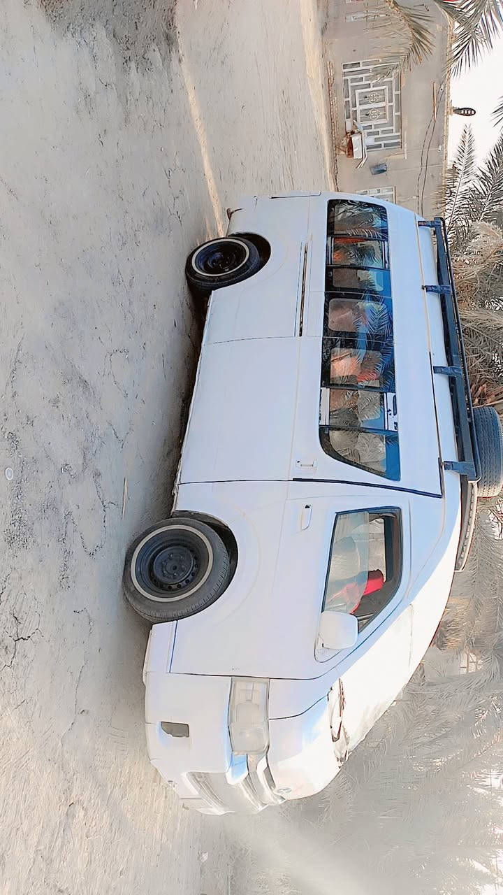 السلام عليكم 
سياره للبيع أو مراوس هيكر موديل 14رقم قادسيه السياره متجيه وأمصلحه جاهزه كبل للشارع  مكان السياره السماوه قضاء الرميثه أي استفسار اتصل على الرقم ***********
