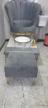 ستيج قدم جديد بعده ما مستخدم سعره ٢٥٠ بغداد الجديده ٠٧٧٠١٨٣٢٣٧٥