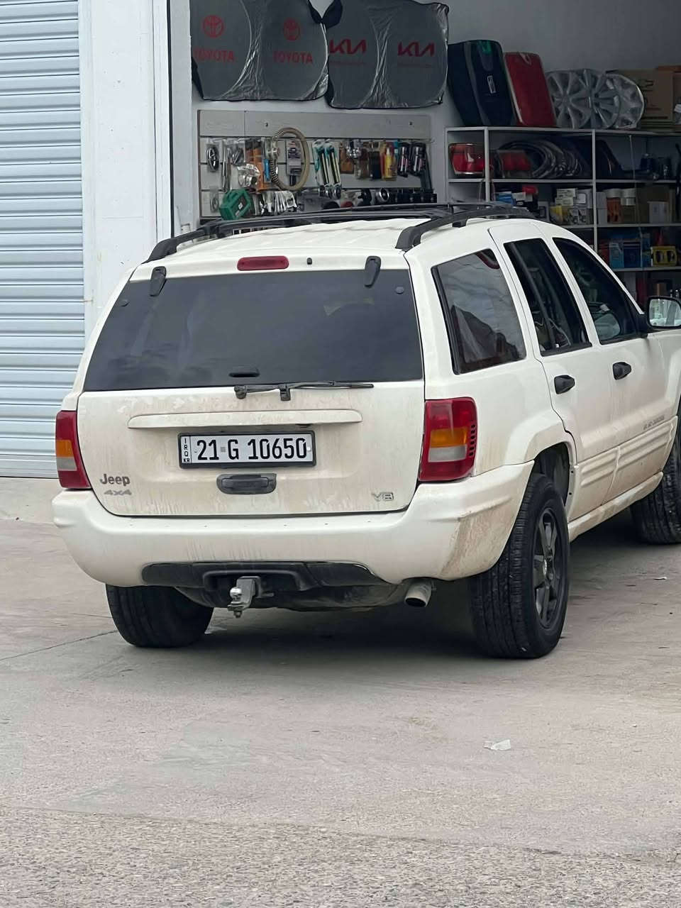 موديل ٢٠٠٤ • فول فول • ٨ مقاعد