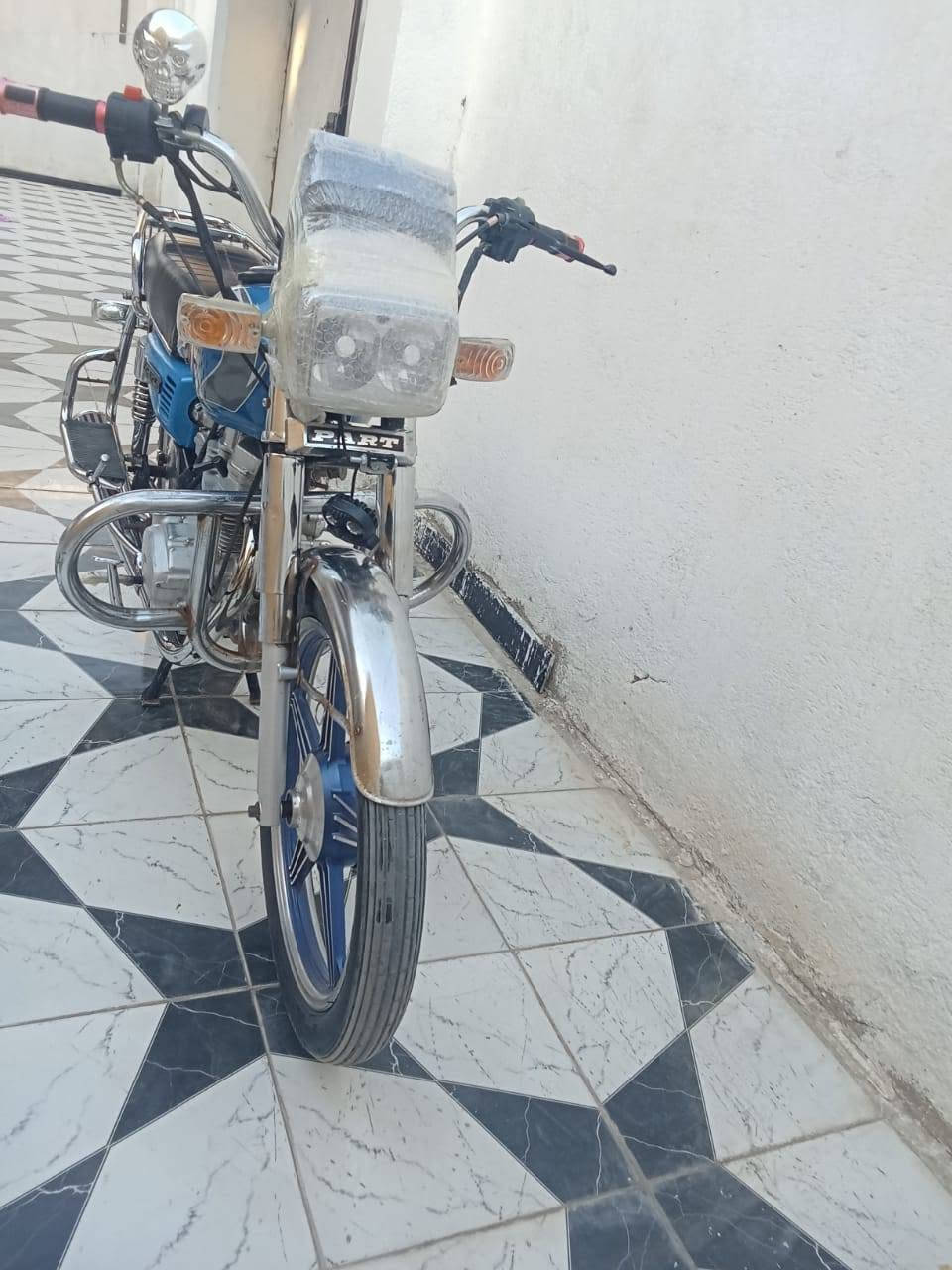 دراجه بارت للبيع موديل 20 اوراق اصوليه نگره سلف مكينه مفتوحه بستم  وعوزه قلوزه جديده الصره الجوه 
***********
