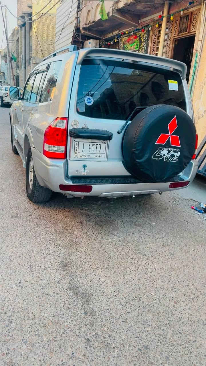 السلام عليكم باجيرو ٢٠٠٦ مكينه وكير جدد حداديه ٩٠٪؜ تخم تاير جديد تبريد سنويه جديده مشروع وطني بيهه مكانات صبغ ٧ راكب كهربائيات كلهه شغاله غرفتهه كلش نضيفه السعر ٦٨ مكاني العماره (***********
