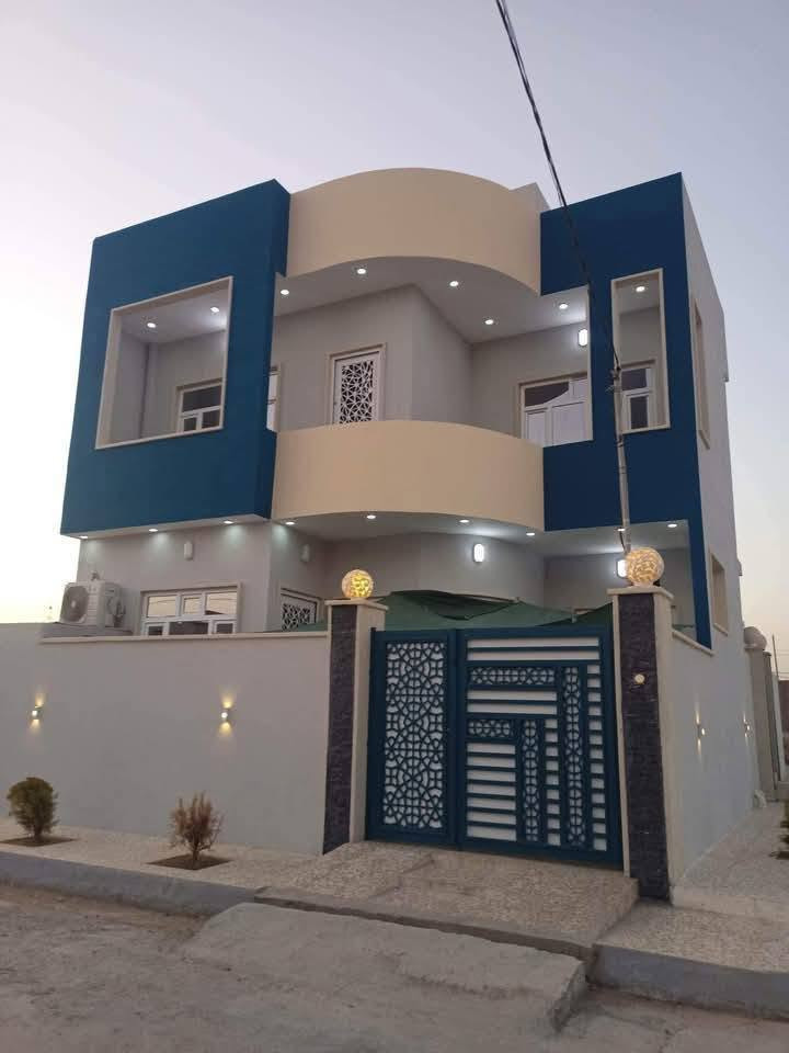 السلام عليكم
(صباغ) متفرغ حاليا نشتغل كافه  الصباغ واجهيات والداخل وكذالك السطح.  بنواعه )  والماستك( والتابكوو) (ناشنل رافكوت غيرها ) كامل تسليم  اسعار مناسبه  جدأ وشغل نظيف وصور عملنه موجوده والرزق لجميع
*********** اتصال وكذالك واتساب
