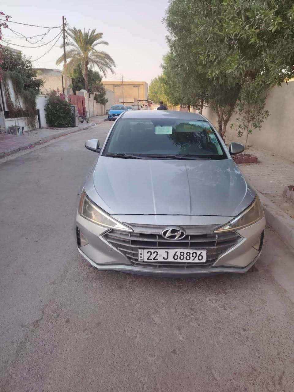 السلام عليكم
النترا وارد أمريكي سنويه بأسمي  للبيع موديل 2020 ماشية 93 المكينة 1400 تيربوو وصور السونار بالمنشور تخم تاير تبريد شغال
السعر 92$ وبيها مجال للطيبين العنوان بغداد 
رقم الهاتف *********** 
***********
