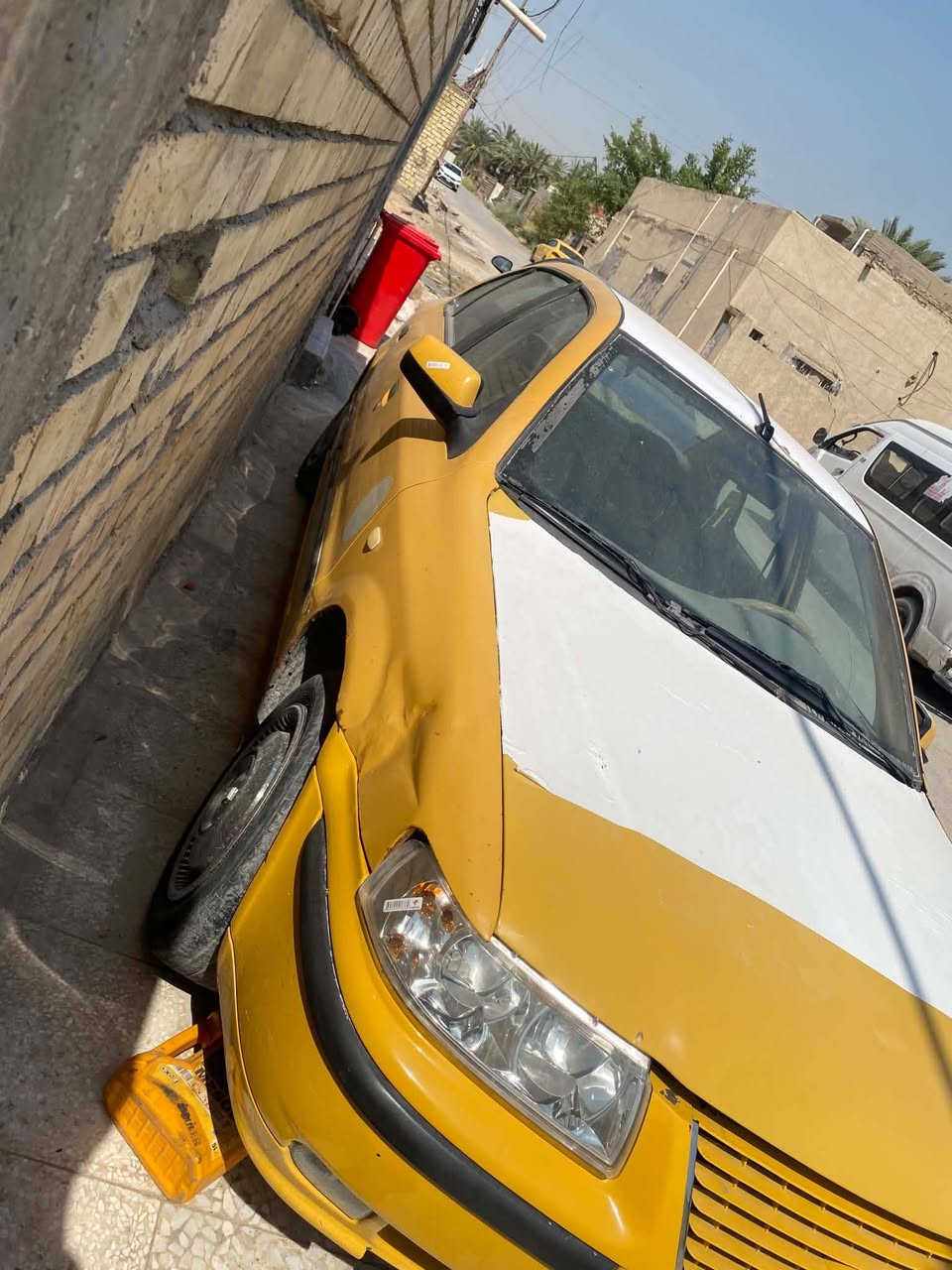 سلام عليكم سمند البيع بدون تحويل السياره حلوه مكان بغداد الاسسفار ***********
