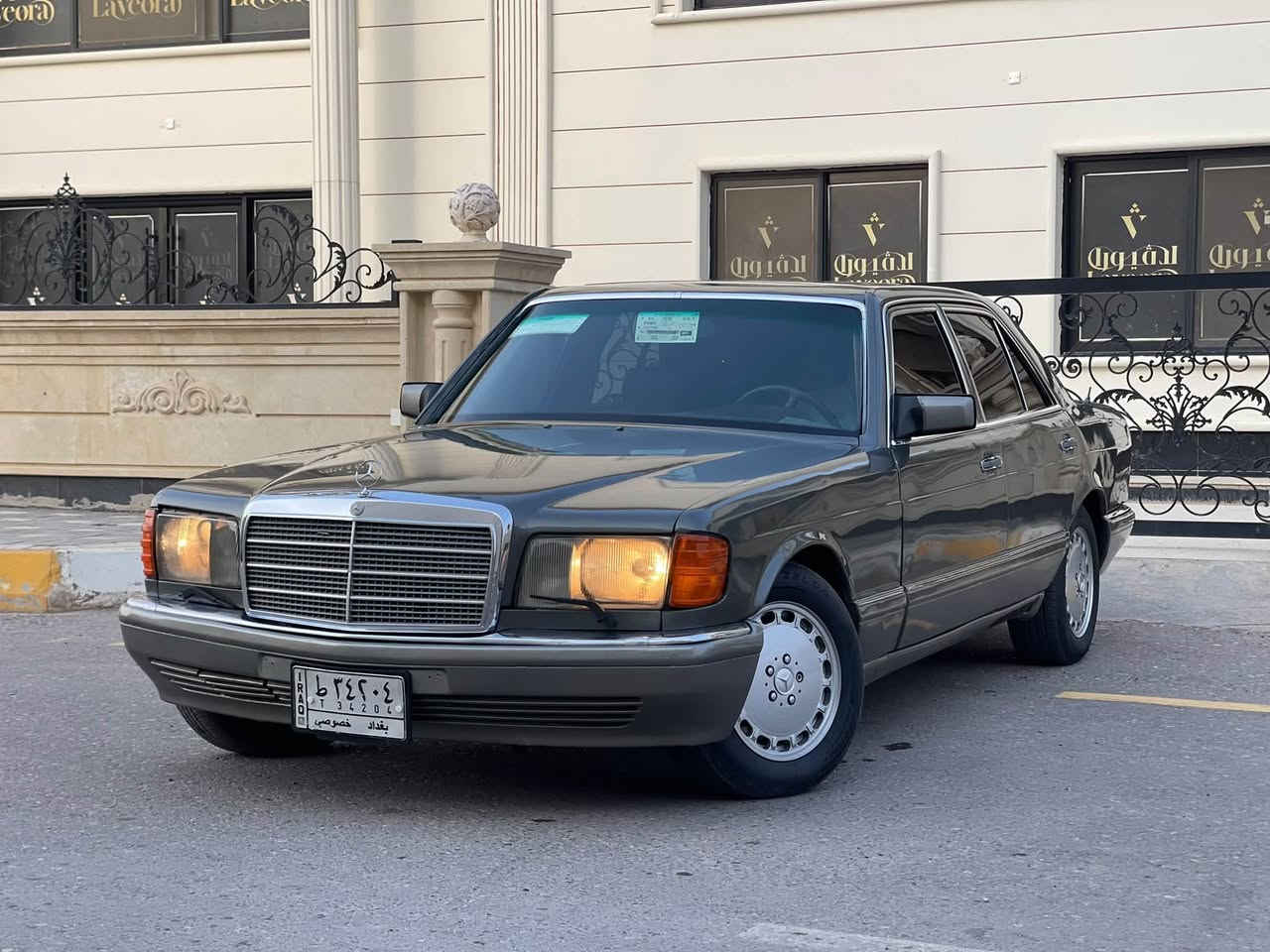 مارسيدس SE300 • ١٩٨٩ • رقم بغداد