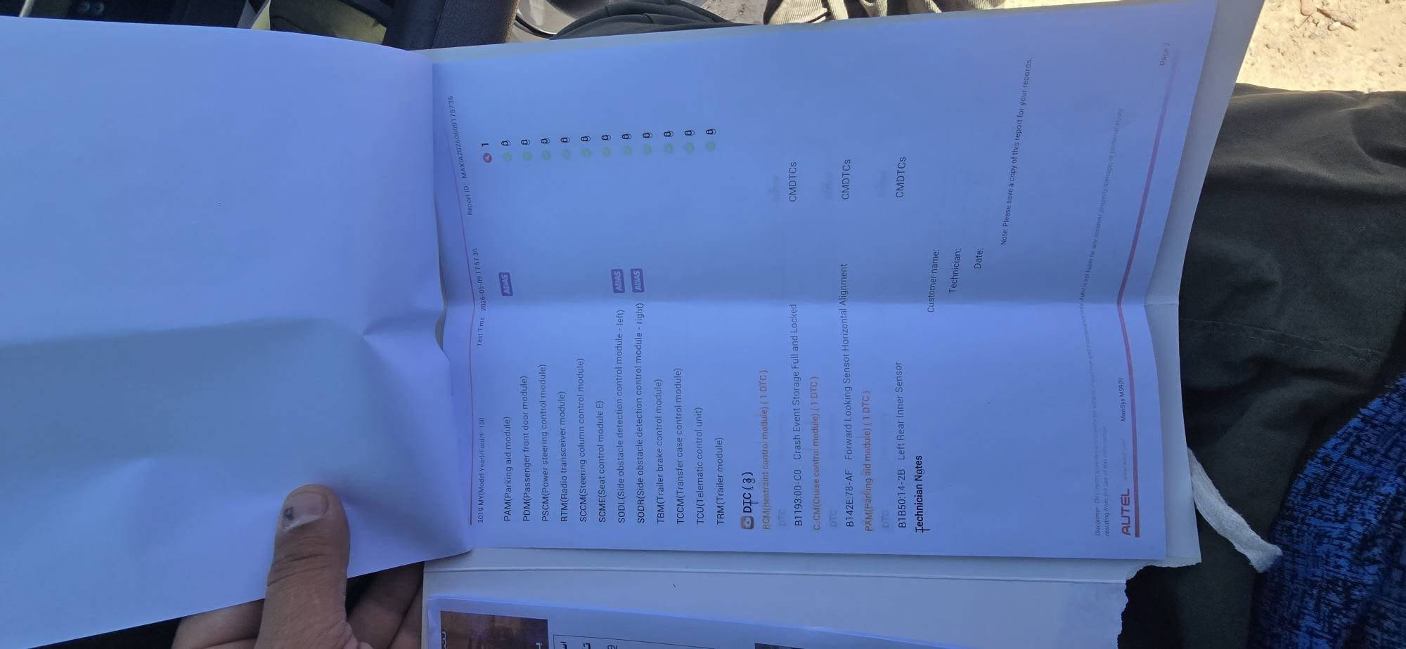 بيع مستعجل. سلام عليكم. فورد  f150لاريت. كلين. بيه شبر بلبنيد وشبر بلجاملغ الخلفي.السونار  موجود.   سياره. موديل 2017     سنويه وهزه جديده بأسمي شرط التحويل.  ثاني يوم  رقم اربيل. 
محرك 6سلندر 3500.تيربو
باب طويل بدي طول.  فول مواصفات عدا الفتحه   سياره 175 وبيه مجال.    
 بصمه.  دخول ذكي.  
لايتابيض.  
 خمس كامرات.  محيطيه.   
كشن كهرباء. خزن.  
مري كهرباي.   اشاره وكامره وحساسات
رادر بلمري. 
رادارات بلبك لايت.  
 تشغيل  عن بعد. 
شاشه كبيره 
تبريد ثلج  
كشنات  جلد تدفئه وتبريد.   
ستيرن هيتر 
 تخم تاير. ويل كب جبلي 18
باب البدي هيدروليك
اناره بلبدي. 
تبريد قطعتين
كير طياره 10نمر. 
  
***********
***********
مكانه الانبار قضاء راوه
