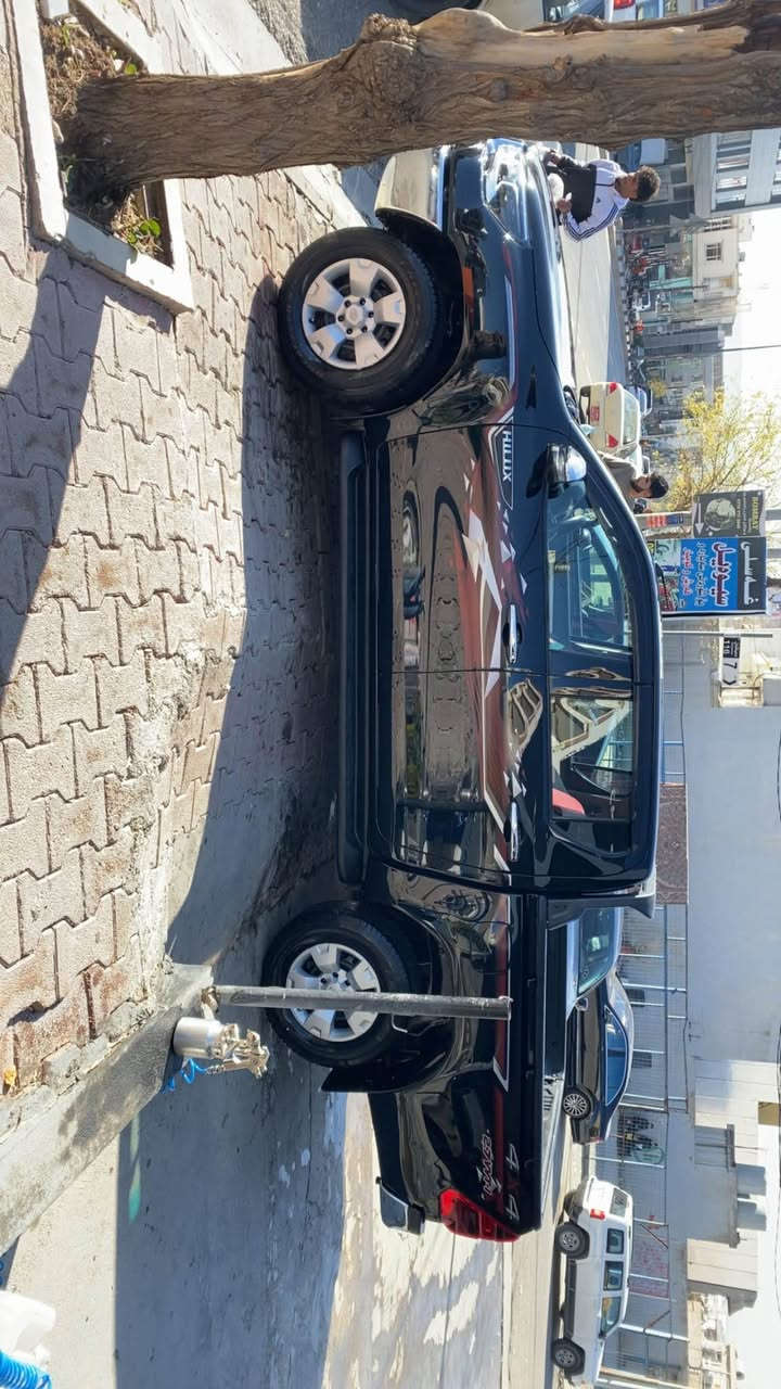 سەرەتا بە ناوی خوای گەورە
Toyota hilux 2022
گێر عادی شەریکەی جیهانە
فول مواسەفات کوشن سارد و گەرم 
کامل تەحەکوماتی سەر سوکان 
قفڵ ئەکسلە و بۆنیتەکەی جەکە
سۆنەرەکەیم داناوە 
***********
*********** السليمانية, العراق
