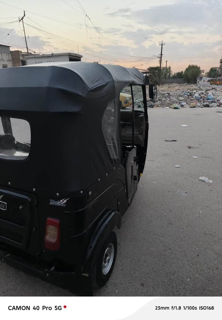 سلام عليكم تكتك البيع رقم وسنويه تحويل ثاني يوم موديل 22 شهر 12 سعر9250  رقم ***********. مكاني بغداد م الصدر

نص مكتوب في الصور:
- CAMON 40 Pro 5G 23mm f/1.8 1/50s ISO241
- CAMON 40 Pro 5G
- 23mm f/1.8 1/50s ISO238
- CAMON 40 Pro 5G 23mm f/1.8 1/100s ISO271
- CAMON 40 Pro 5G 23mm f/1.8 1/100s ISO168
- CAMON 40 Pro 5G 23mm f/1.8 1/50s ISO243