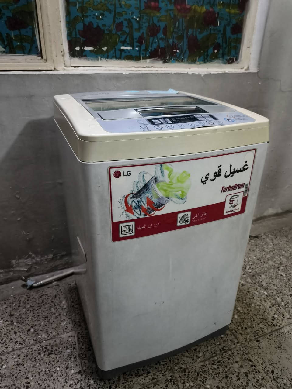 ١٤٠ الف نظيفه كلش وبيها مجال مكاني البنوك ٨ كيلو بطانيه تغسل *********** واتس

