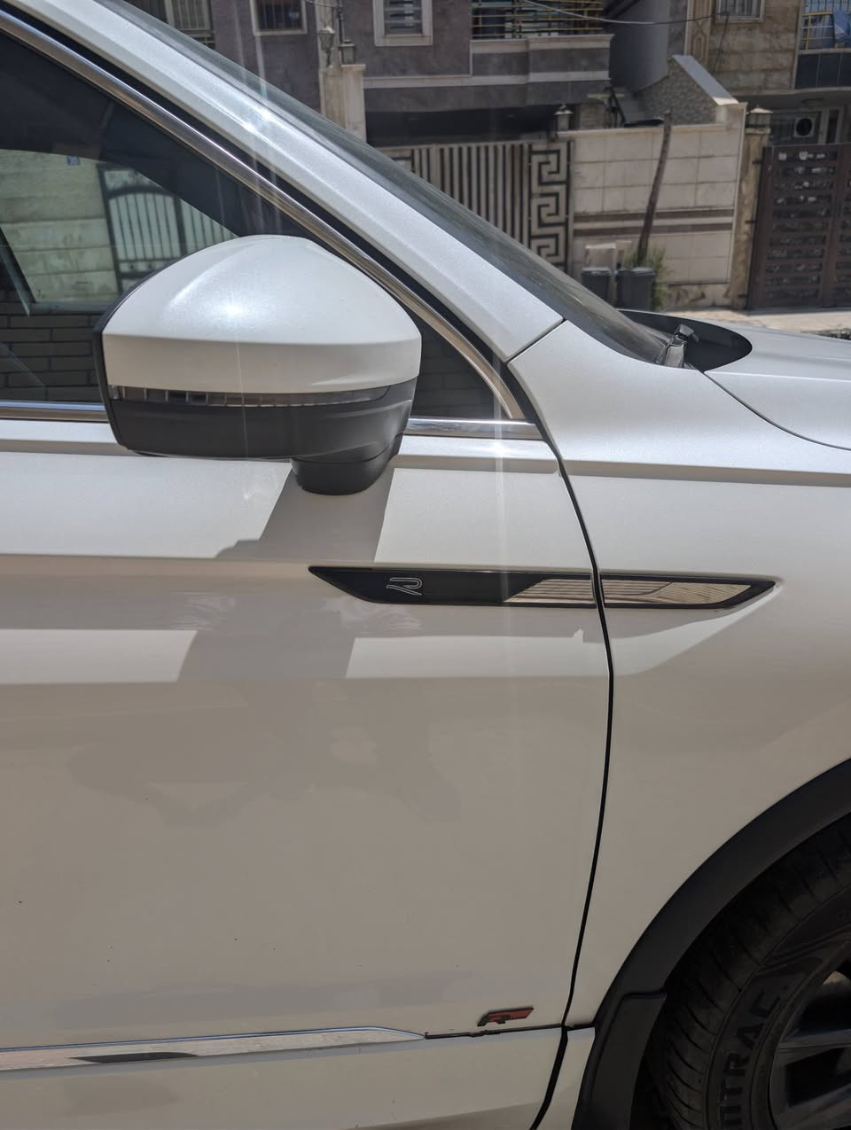 فولكس واكن تيغوان 2022  SEL-R LINE
Volkswagen 2022 TIGUAN-SEL, R.LINE- PREMIUM

فولكس واكن تيكوان 2022

اللون : أبيض

عداد المسافة : 110 الف كيلومتر

حجم المحرك : 2.0L TURBO ( 4 سلندر )

كافة الايرباكات سليمة 100%

رقم الشاصي

3VV4B7AX3NM057282

ملاحظة: تم تغير الويل الى حجم 18

دبل اكسل (4Motion)

متواجد حاليا في اربيل 
 اتصال + واتساب
***********
