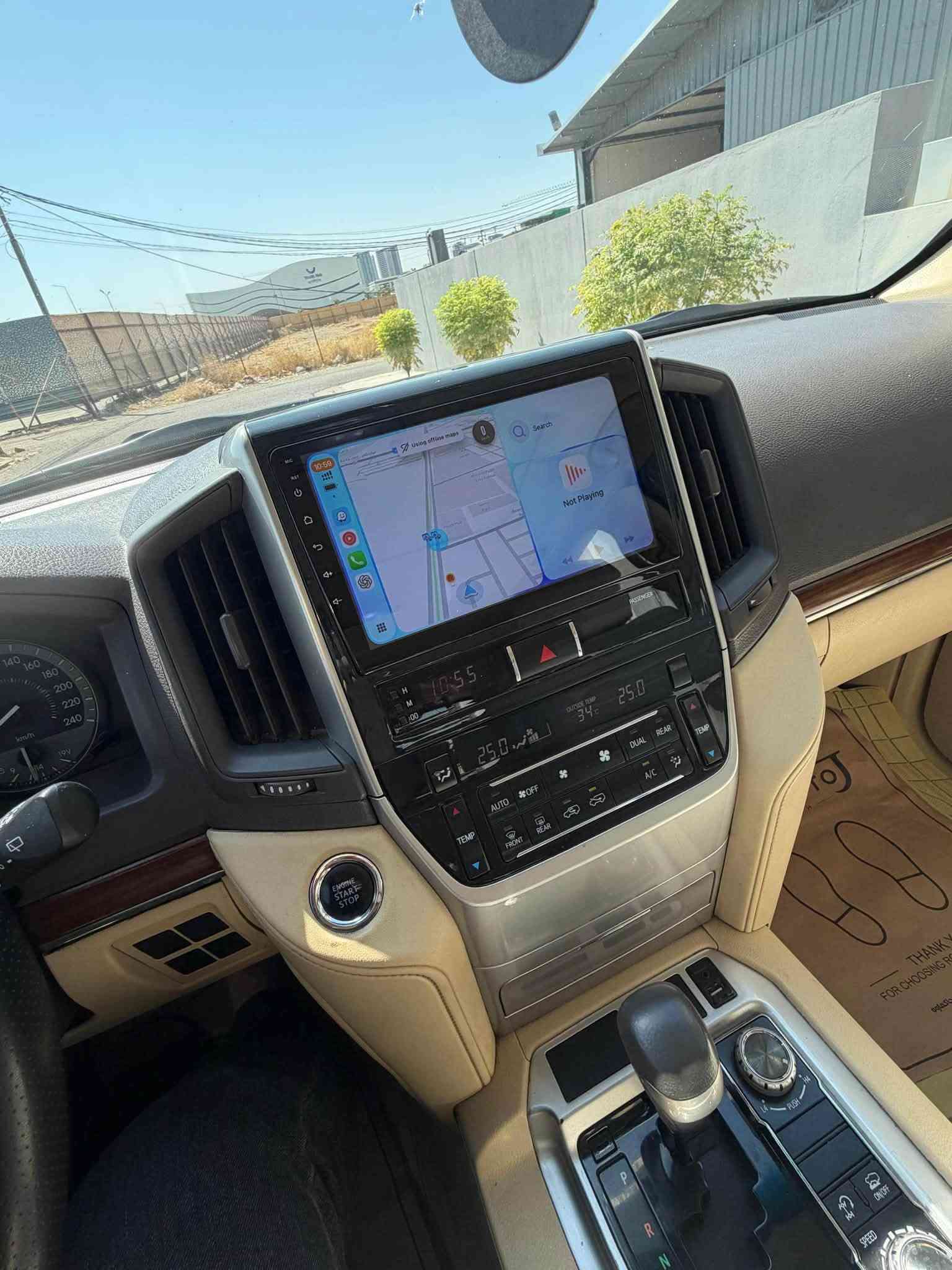 تيوتا لاندكروز GXR V6 خليجي موديل ٢٠١٧ مواصفات خليجي
للبيع مكفولة من صبغ  سيارة خير من الله قطرت صبغ مابيها 
مكان السيارة اربيل 
للتواصل واتس اب ***********
السعر 4 دفاتر ونص وقابل للتفاوض
