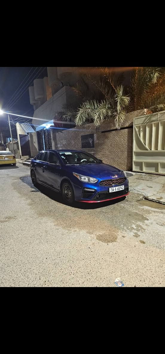 كيا فورتي جيتي لاين مديل ٢٠٢٠ فول موصفات ما عده التنته مكفوله دخول تقرير غرق مياه امطار تعمل وتسير الكير at محرك دوش ٢٠٠٠ مكفولات ١٠٠ بل ١٠٠ ماشيه ١١٤ الف السياره بأسمي هزه جديده السعر ١٢٨ مكانها البصره *********** البصرة, العراق
