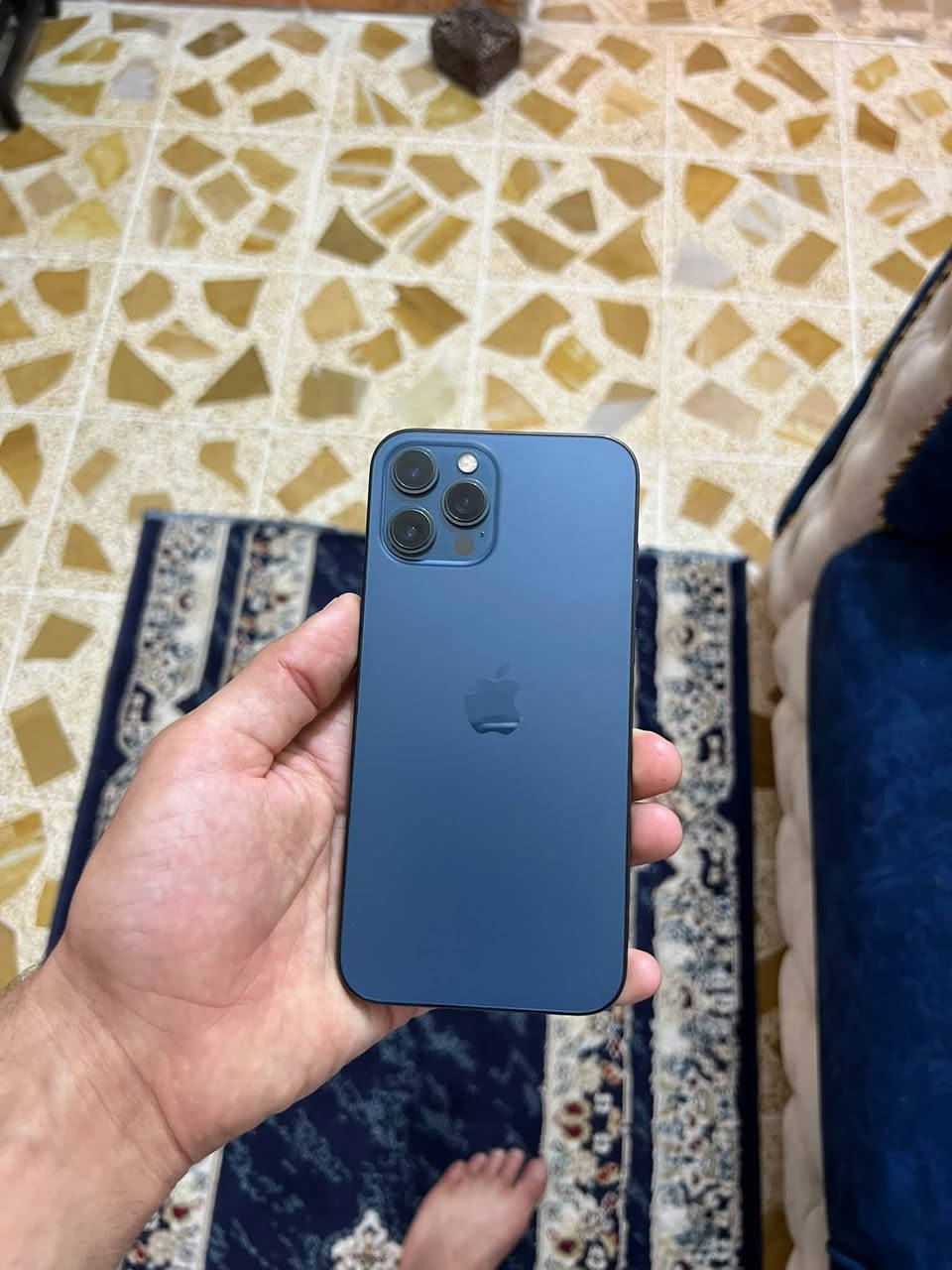 سلام عليكم مكلف بل نشر
ايفون 12 برو ماكس 
ذاكره 256
تك 
بطاريه 70 
مبدل شاشه فيس ايدي شغال 
نضافه 90 بل 100 
 ***********
اتصل وتدلل
