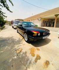 بي ام ٥٢٥ • موديل ١٩٨٩ • رقم اربيل