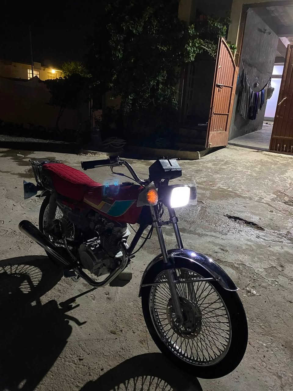 سەرەتا بە ناوەی خوا
سوپەر نامی ٢٠٢٠ بۆفرۆشتن  ماتۆڕەکە تابڵێت مەزبووتە یۆزێ سەوتی کەم شەفتی تایە  تابڵێت ماڵی فەقیرە 
شوێن سلێمانی 
نرخ ٣٠٠ هەزار و کەمێک مەعاملەیە برایانە
ژمارە مووبایل ***********
