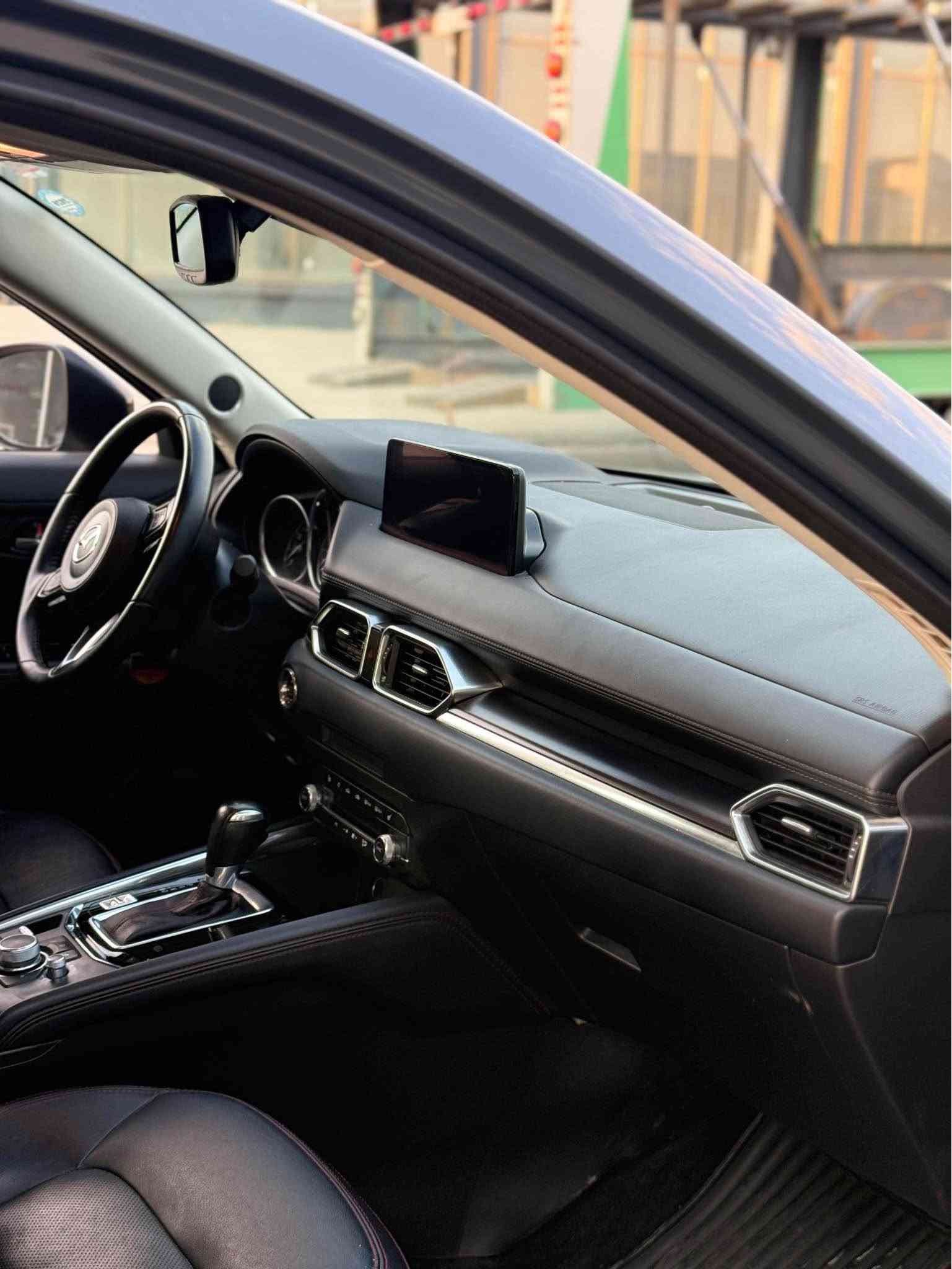 بەناوی خوای گەورە 

Mazda. CX5.  ٢٠٢٣

مواسەفاتی فوول.  ویل ڕەش و ئاوێنە رەش بیلادی
ڕەنگە مەرخوبەکەی مازدا

ڕادار
شاشەو کامێرا 
کار پلەی
سلاید
دەبل ئەکسل ٤*٤
کامل تەحەکوماتی سەر سوکان 
کوشن جلد و هتەر
کوشن. خەزن 
زۆر موسەفاتی تر.   

سەیارەی مالەو هی مەعرەز  نیە.   ٢ پارچەی سنوقو چەمەلخ بۆیاخە.  پێشی کەپسە ئیرباگ هەمووی بەشەرت.   

کامل ڕادار و کارەبای ئیش ئەکا.  گێڕ مەکینە هەمووی بە شەرتی فەحس ٢١٥ گەڵا پێ دراوە ئیستا ئیشمان بە پارەیە.  ⭐️١٧٢ 💰گەڵا داوا ئەکەین و مەجال
 
سەنەوی و رەقمەی تازەیە بەیانی بیکە بە ناو خۆتەوە.   
سەیارەکە لە سلیمانیە.    جوابی مسسج نایەمەوە تیل بکە   *********** السليمانية, العراق
