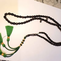سبحة • يسر حجازي • بحالة جيدة