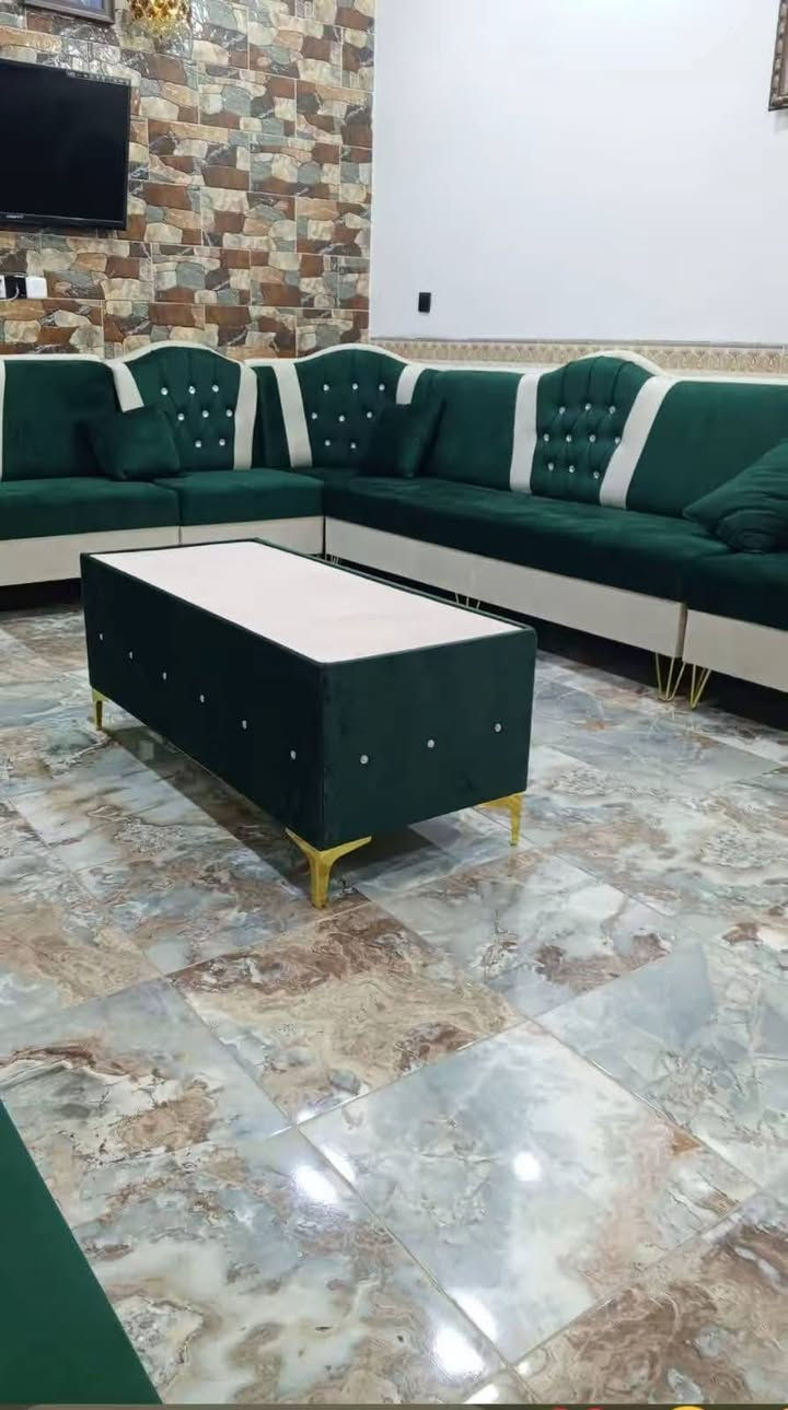 *
عرض قوي من *معمل الاسحاقي* 🔥  
*تخفيضات سعر المتر 80الف* على كل *التخومة والدواوين*  
شغل مرتب *درجة اولى* وتفصيل على ذوقك  
موقعنا: *قرب بانزين خانة الاسحاقي - بلد*  
لا تفوت الفرصه🔥 الكميه محدوده 🔥
الارقام 
ادهام هادي  /‏‪***********‬‏
