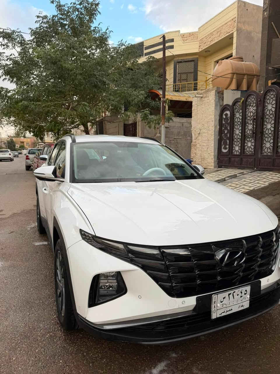 السلام عليكم توسان  2023  خليجي بيه بس مكانين تكحيل بدون صبح وًضربه ماشيه ٧٥ لبيع أو مراوس السعر 195  و بيه مجال مكان بعقوبه   ***********
