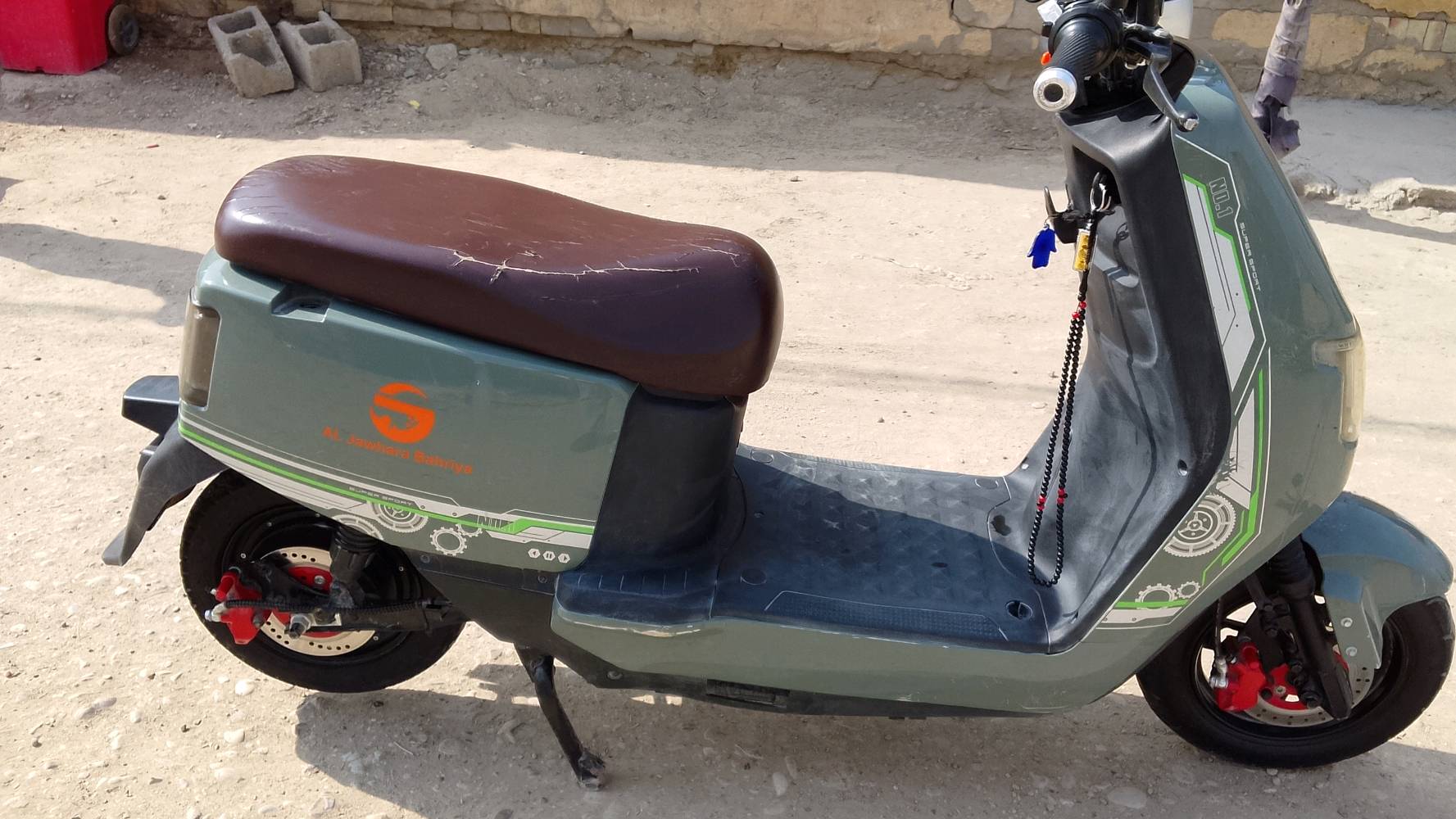 دراجة كهربائية • للبيع • بيها مجال