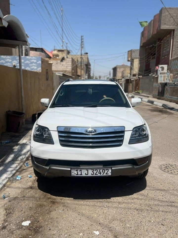 كيا موهافي 2011 خليجي 
فول مواصفات 1/1 اعلى فئة بالموهافي 
 سيارة نظيفة رقم بغداد سنوية جديدة تحويل ثاني يوم تبريد ثلج سونارها بلمنشورر
المواصفات فول 
١- محرك ٦ سلندر 3.8 
٢- تشغيل بصمة + بصمة ابواب 
٣- لايت زنون + بك لايت led
٤- فول تحكم ستيرن 
٥- كشنات امامية كهرباء + ذاكرة تخزين 
٦- تبريد وتدفئة كشنات 
٧- كشنات جلد بعدهن على وضع الشركة 
٨- + حساسات خلفية + كاميرا 
٩- فتحة سقف سلايت روف 
١٠- مري جانبية شفط + قلابة عند الرجوع للخلف 
١١- مراية وسطية تعتيم اوتو 
١٢- ثلاجة بالتجوة 
١٣- جنطة شفط 
١٤- انارة داخلية بالابواب 
١٥- فور ويل دفع رباعي
١٦- بصمة 
١٧- تبريد ثلج 
السيارة جداً نظيفة وجديدة
 
السعر))137$ بيه مجال 
***********
