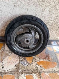ويل خلفي مال دراجه بريز   السعر15 المكان مدينة الصدر  للتواصل077515670...
