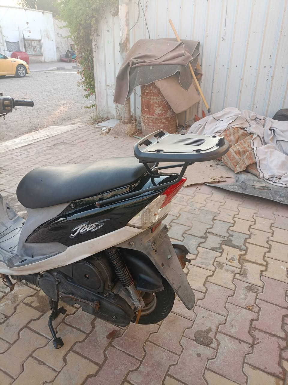 سلام عليكم للبيع دراجه ماكس منغولي الدراجه كفاله مكينه مامفتوحه الدراجه كامله مكمله من كلشي سلف هندر اشاير لايت عالي قفل جنطه قفل استيرن الدراجه شلعه ومعدل وشرط لاتنقيص ولاتبخير السعر 850 وبيها مجال للشراي العنوان ديوانيه متواجد خاص وعل رقم ***********
