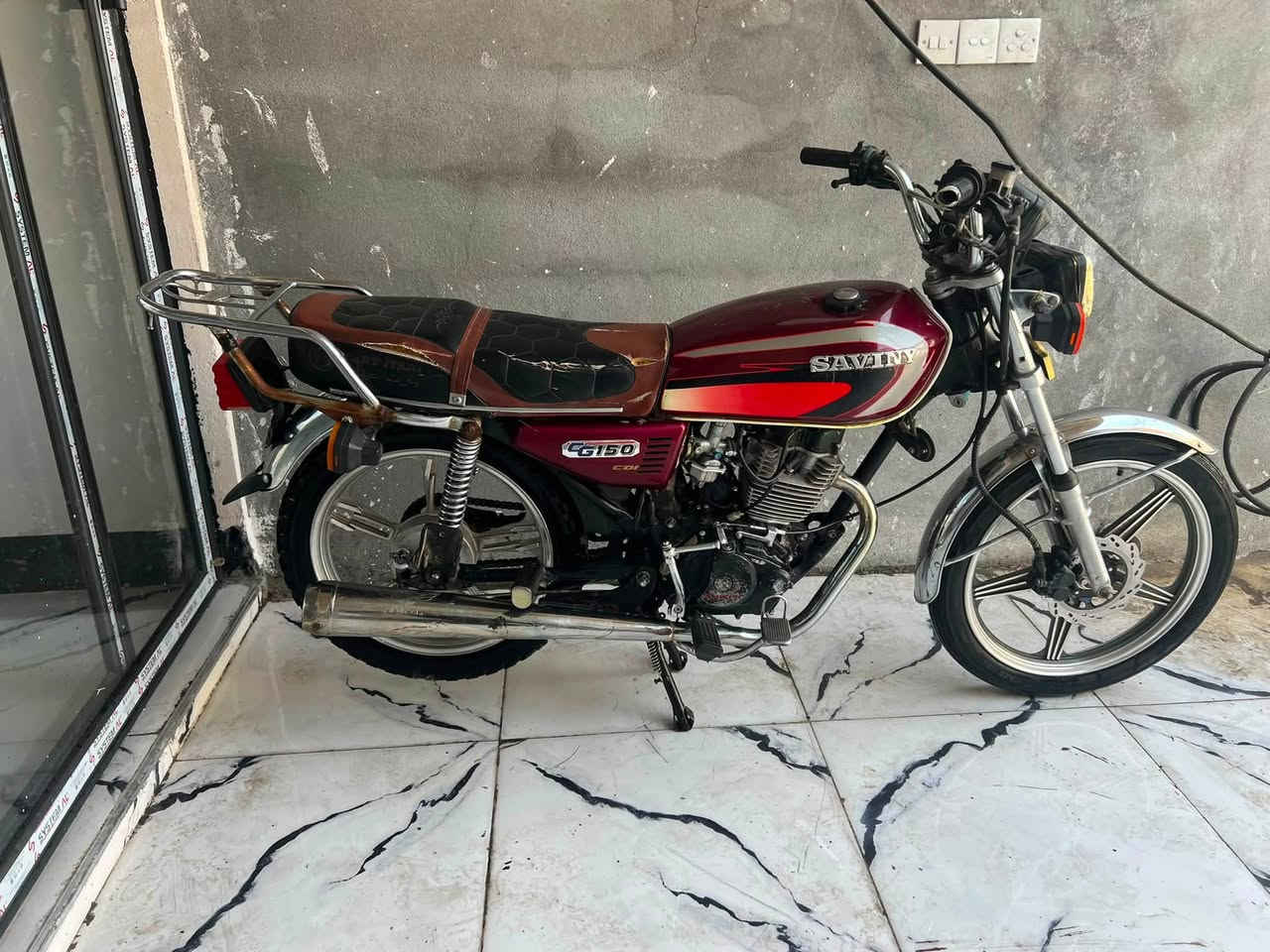 275 الف سافين موديل 2020 منفيست اصلي موجود كاربايات كامل شغال محرك 200cc اربيل رقم واساب ***********
