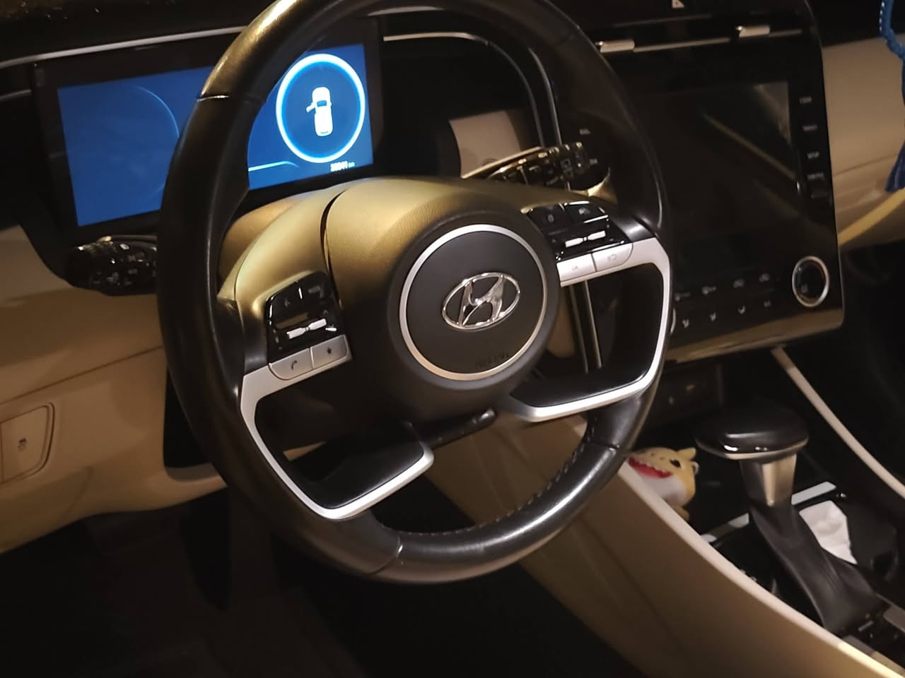 اللهم صل على محمد وال محمد
🚘 هيونداي توسان خليجي 2024 فول مواصفات

📍 ماشية 34 ألف كيلو

⛽ 

🛡️ السيارة كفالة بدون صبغ بدون تبديل على وضع الشركه 
ضمان الشركة الاولى

المواصفات:
رقم بغداد دولي مشروع وطني

. تبريد قطعتين+ تبريد كشنات 

• بصمة تشغيل وأبواب  

• ترحيب ومرايا شفط  

. عدادات دجتل (شاشة)

• شاشة كبيرة  

• تشغيل عن بُعد  

• شحن وايرلس  

• كشنات كهرباء  

  

• حساسات أمامية وخلفية  

• سايد بريك كهربائي + أوتو هولد  

• 3 وضعيات قيادة  

• بردات أبواب وصندوق  

• Apple CarPlay + Android Auto  

السيارة كاملة وما ناقصها أي شي وجاهزة للفحص

السيارة زيرو ع وضع الشركة

السيارة كربلاء/ طويريج (سعر 205) 

***********
