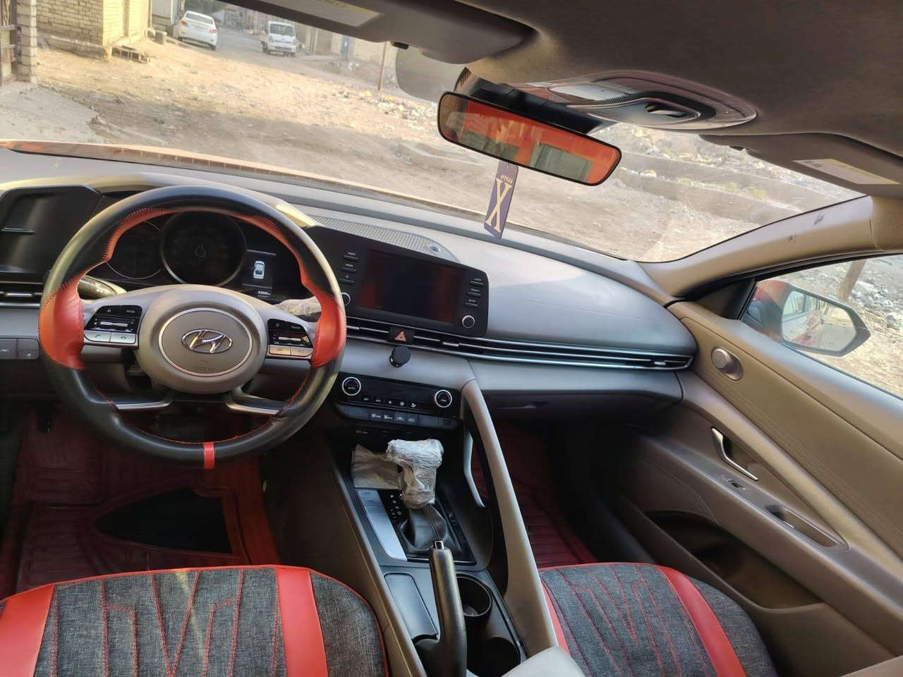 سلام عليكم 
النتره مديل23
بيه صبغ بل بنيد نص
ماشيه 43
سعر140
مكاني بغداد 
رقم تواصل ***********
